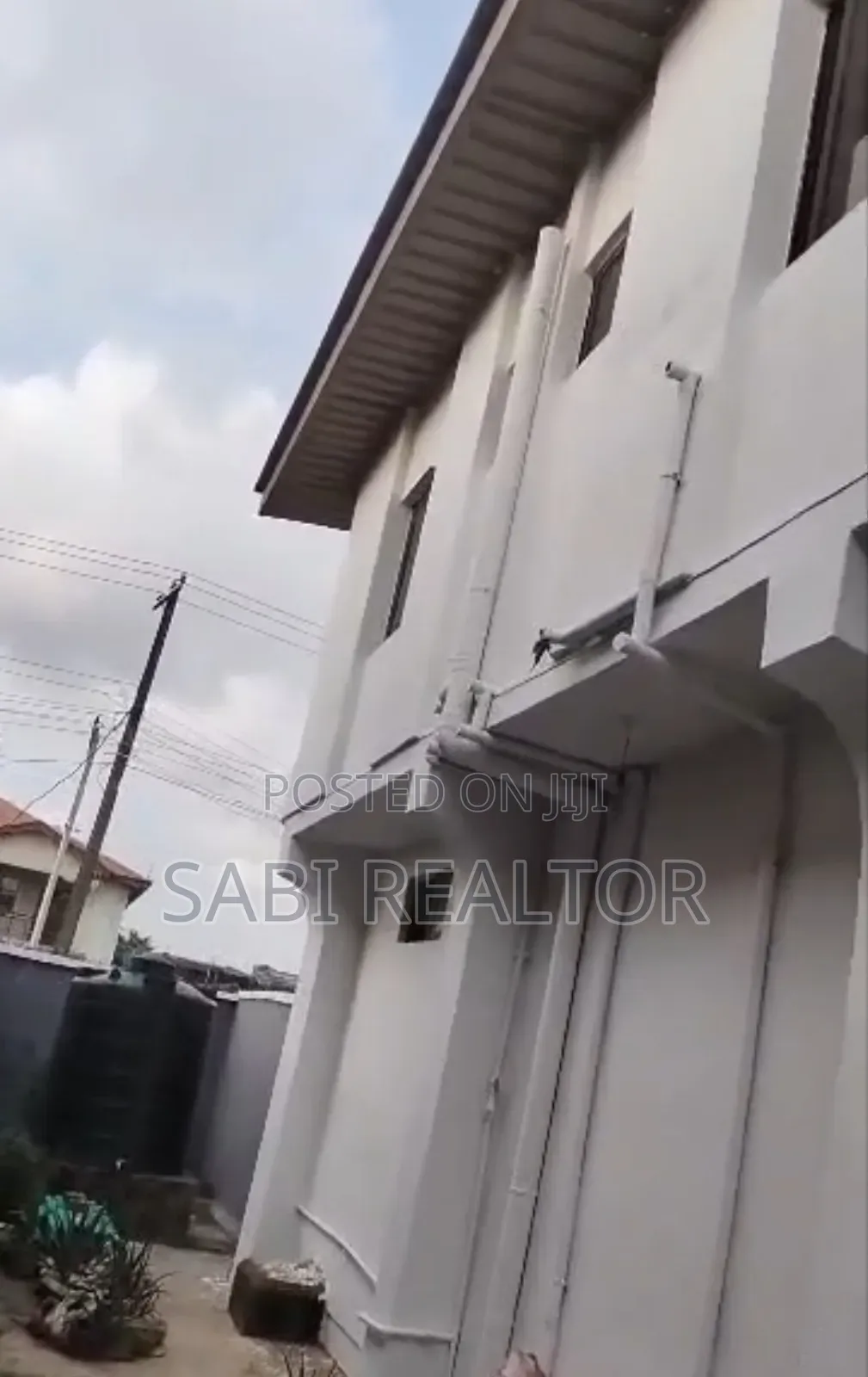 Furnished 3bdrm Block of Flats in Abaranje for sale in Abaranje