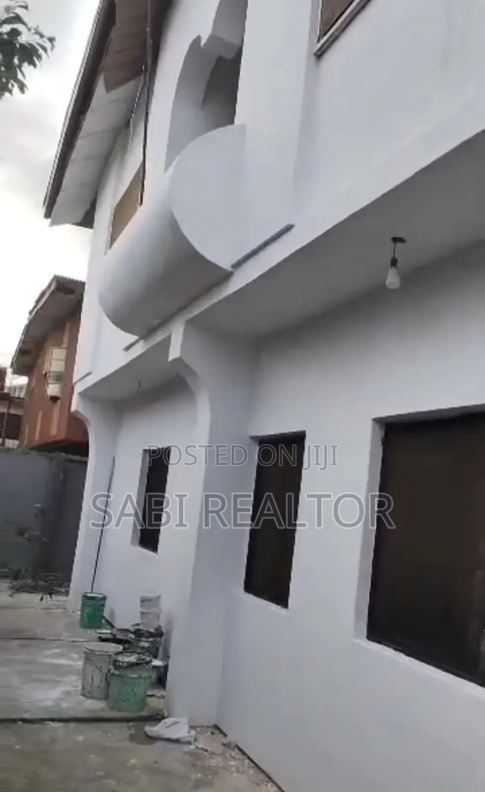 Furnished 3bdrm Block of Flats in Abaranje for sale in Abaranje