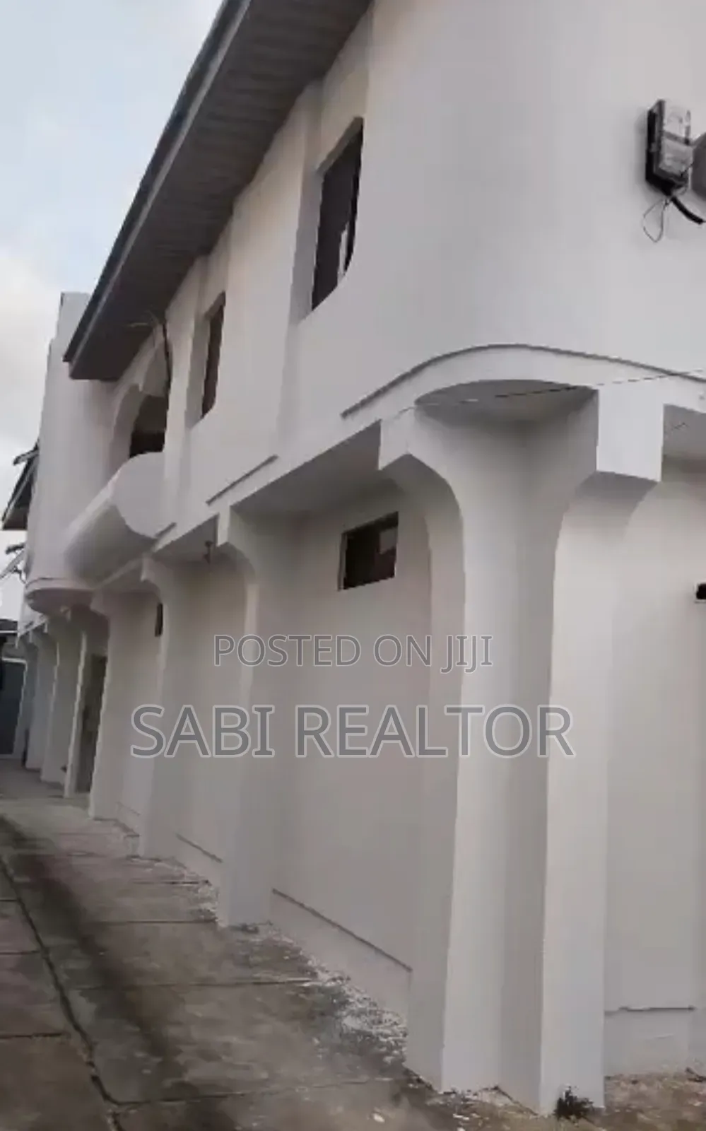 Furnished 3bdrm Block of Flats in Abaranje for sale in Abaranje