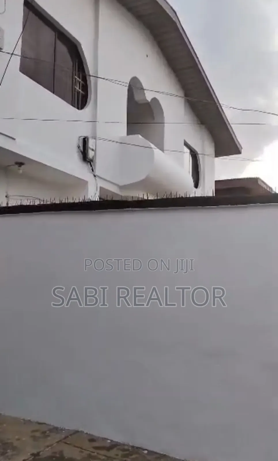 Furnished 3bdrm Block of Flats in Abaranje for sale in Abaranje
