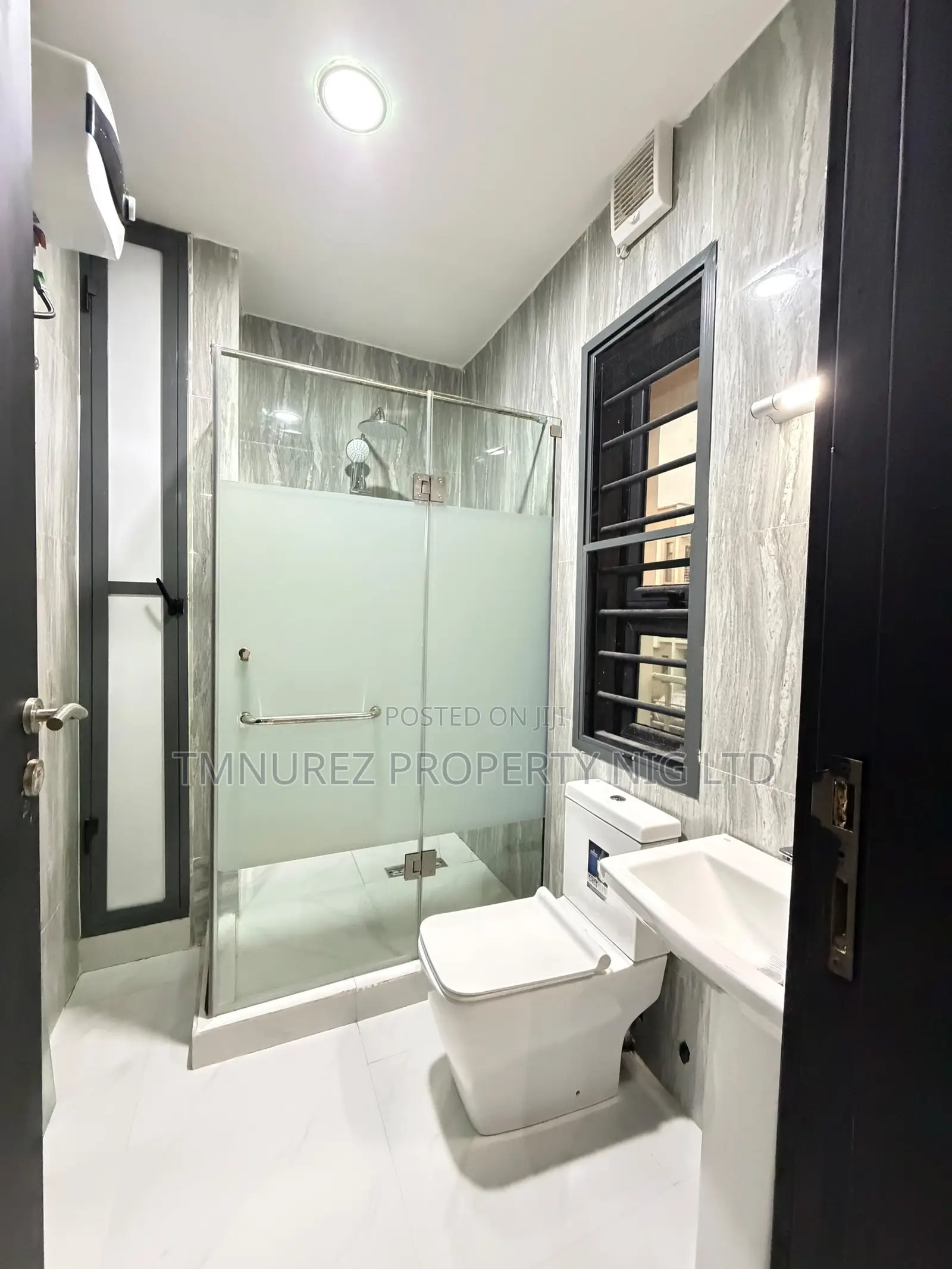 4bdrm Duplex in Osapa london for rent in Osapa london