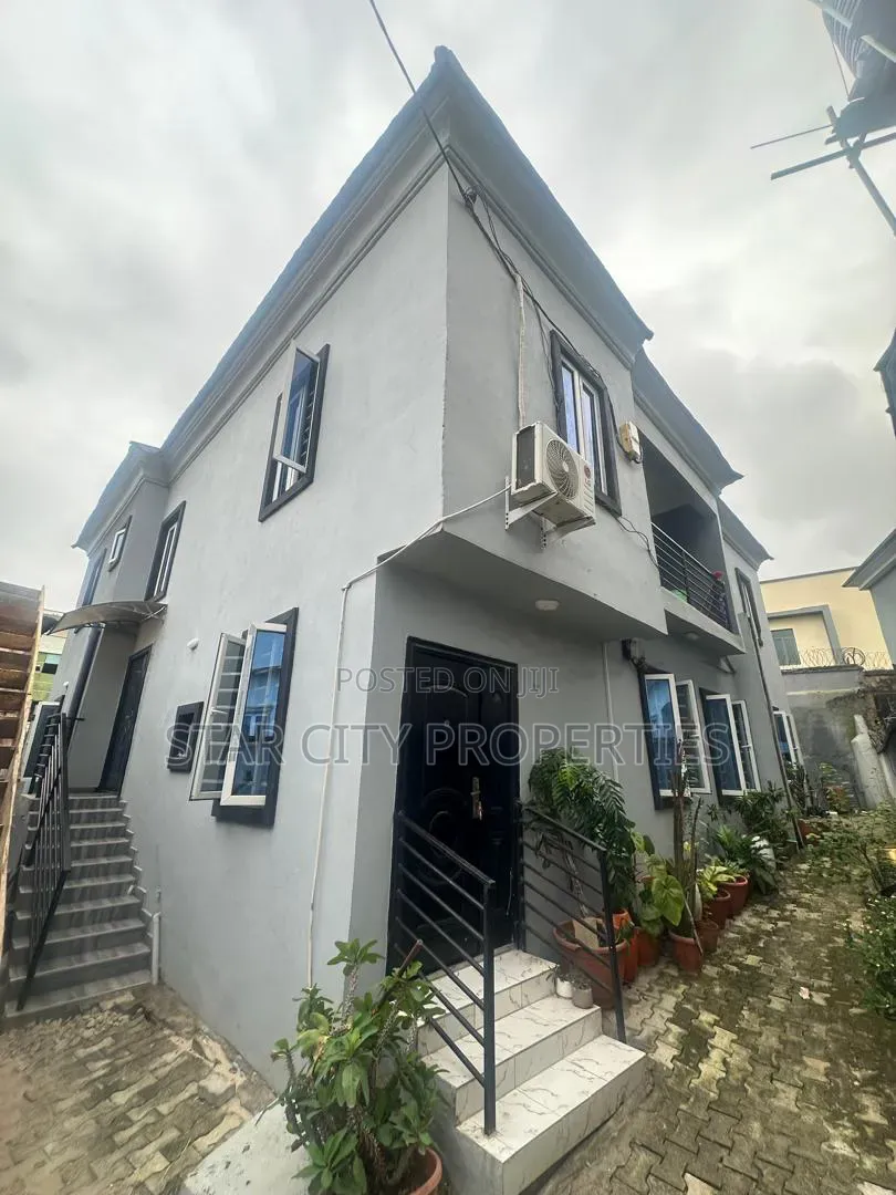 3bdrm Apartment in Gbagada Lagos, Millenuim/UPS for rent in Millenuim/UPS