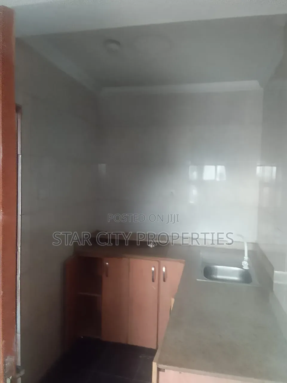200 SQM Office Space in Allen Avenue