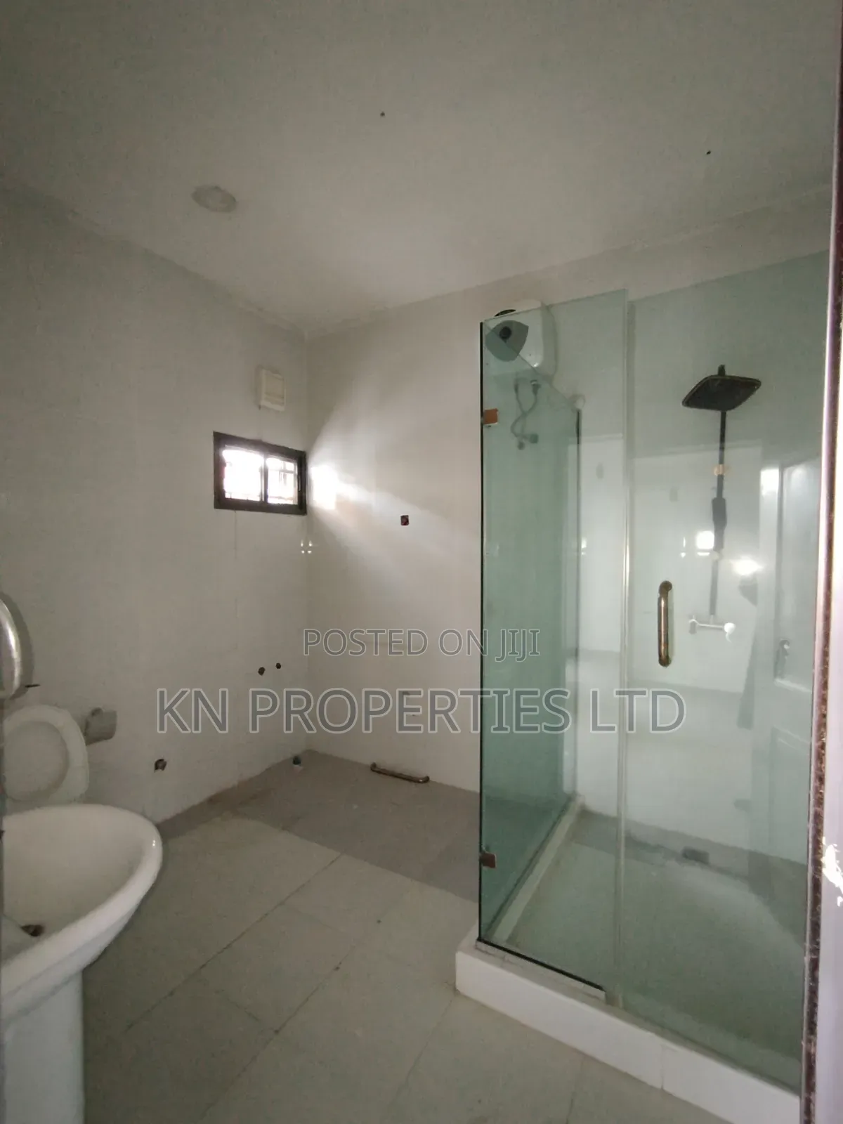 4bdrm Duplex in Guzape for rent in Guzape District
