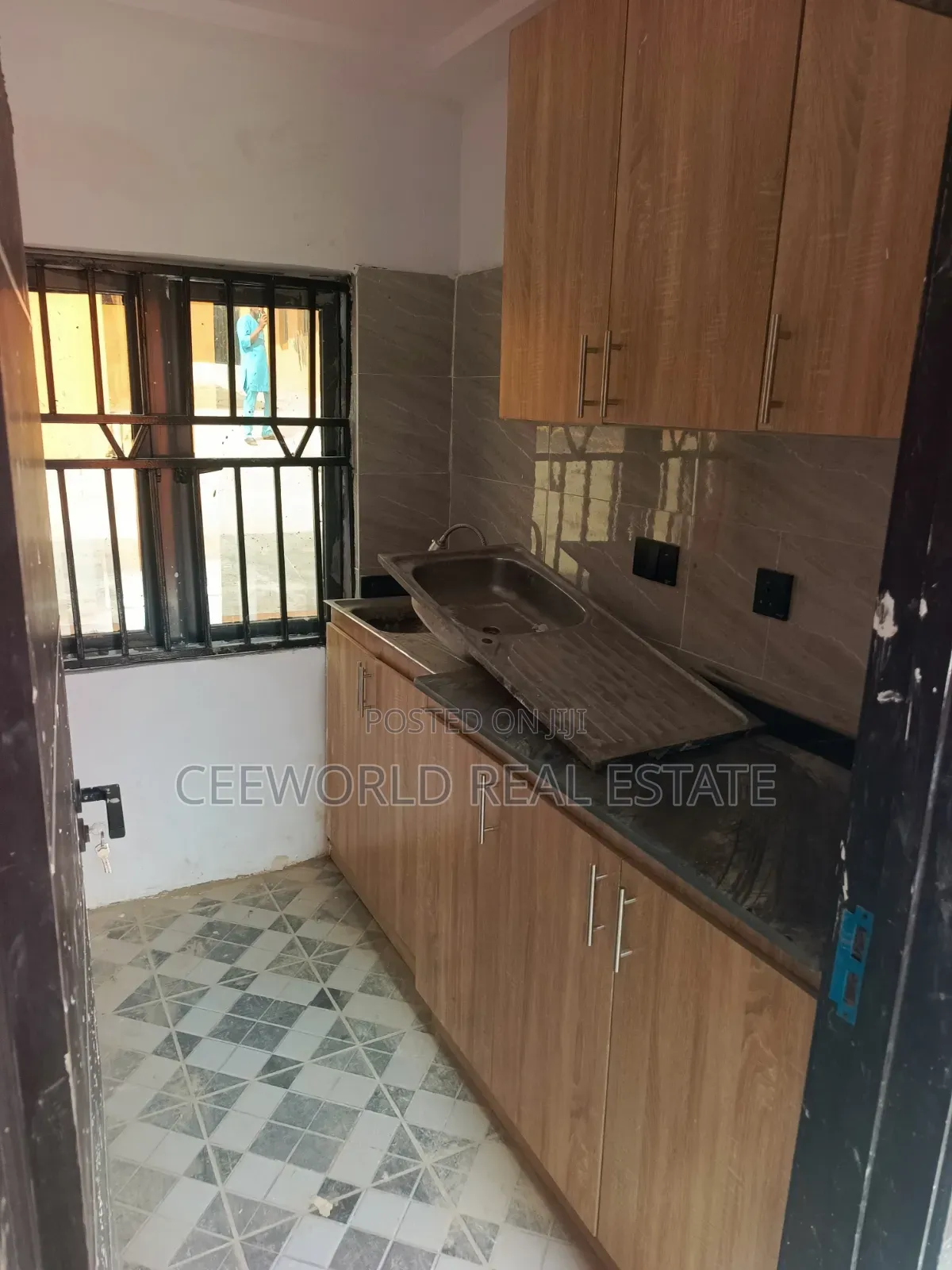 1bdrm Apartment in Iyaganku Gra (, Iyanganku for rent in Iyanganku