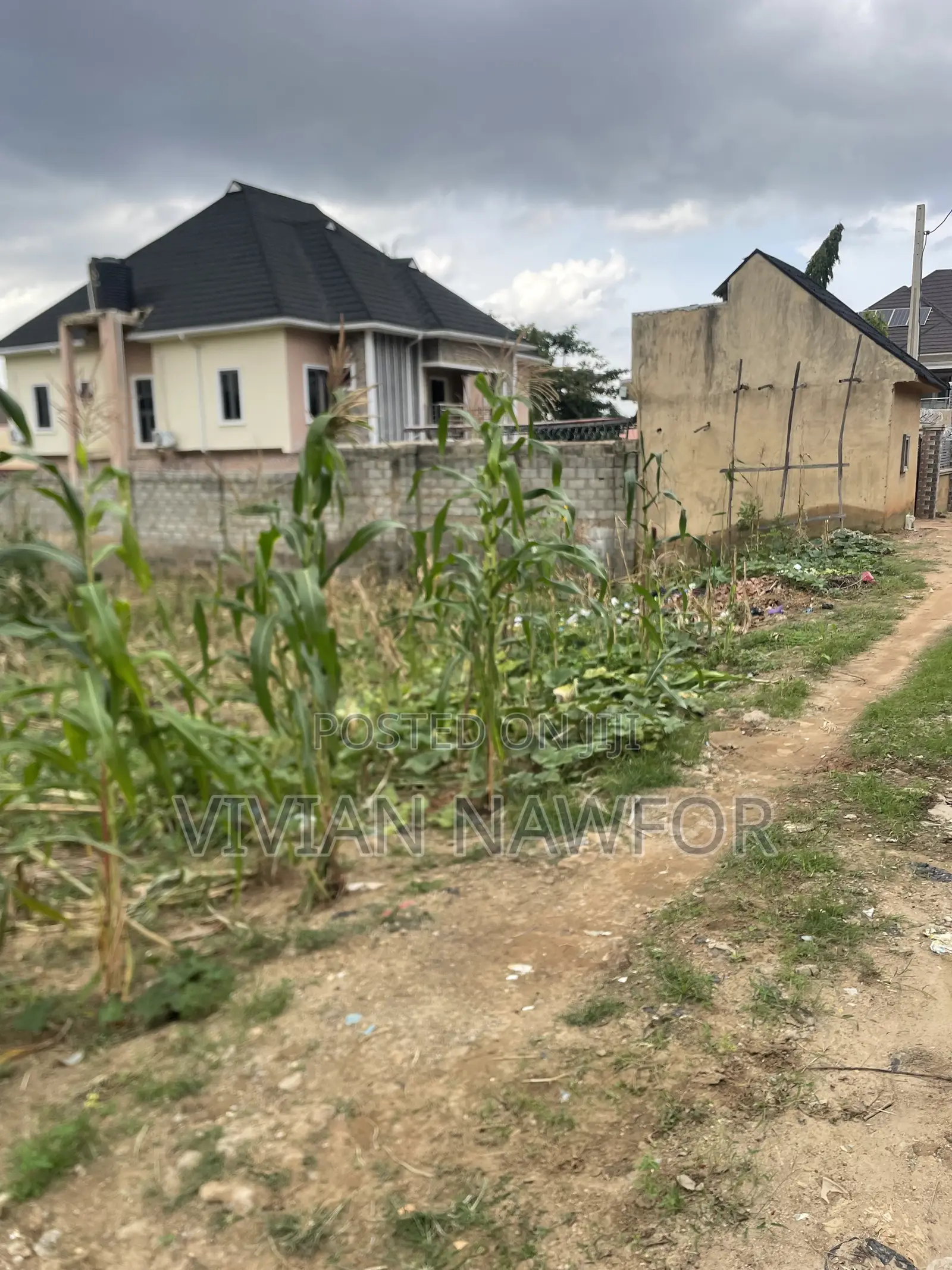 1000sqm of Land for Sale in Karu
