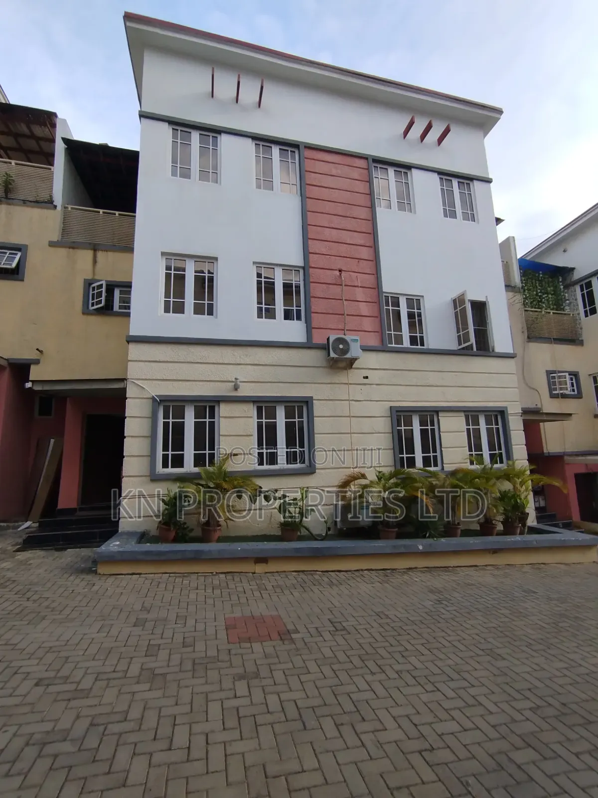 Furnished 4bdrm Duplex in Guzape for rent in Guzape District