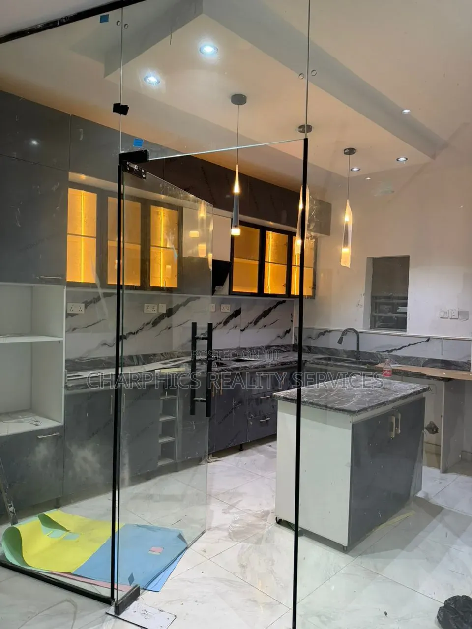 4bdrm Duplex in Mende for sale in Mende