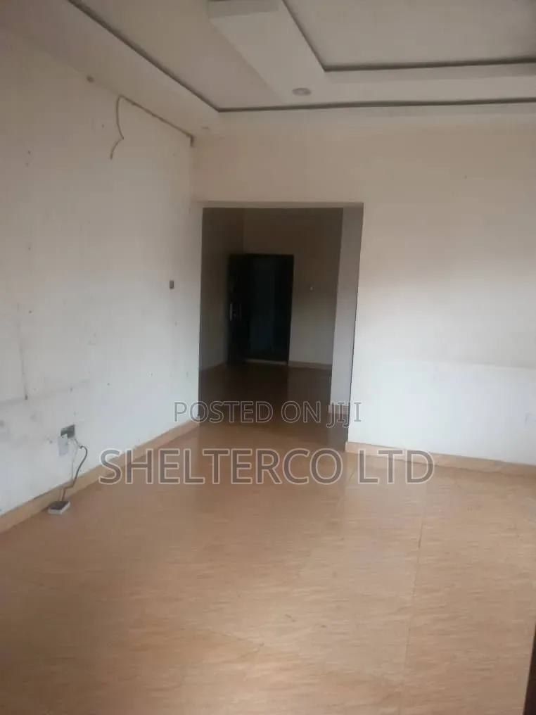 3bdrm Apartment in Estate, GRA Phase 2 Shangisha for sale in GRA Phase 2 Shangisha