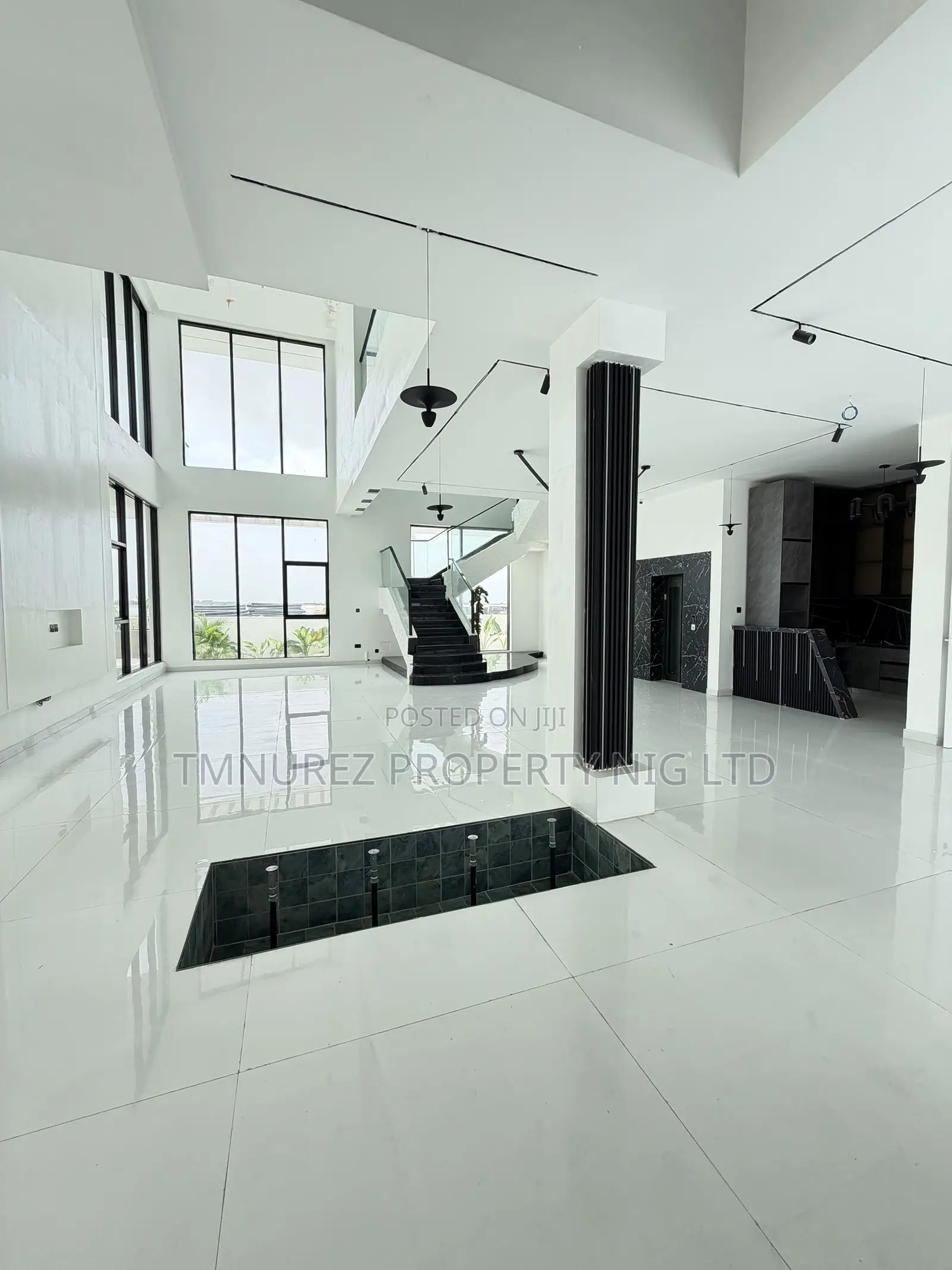 5bdrm Duplex in Lekki for sale in Lekki
