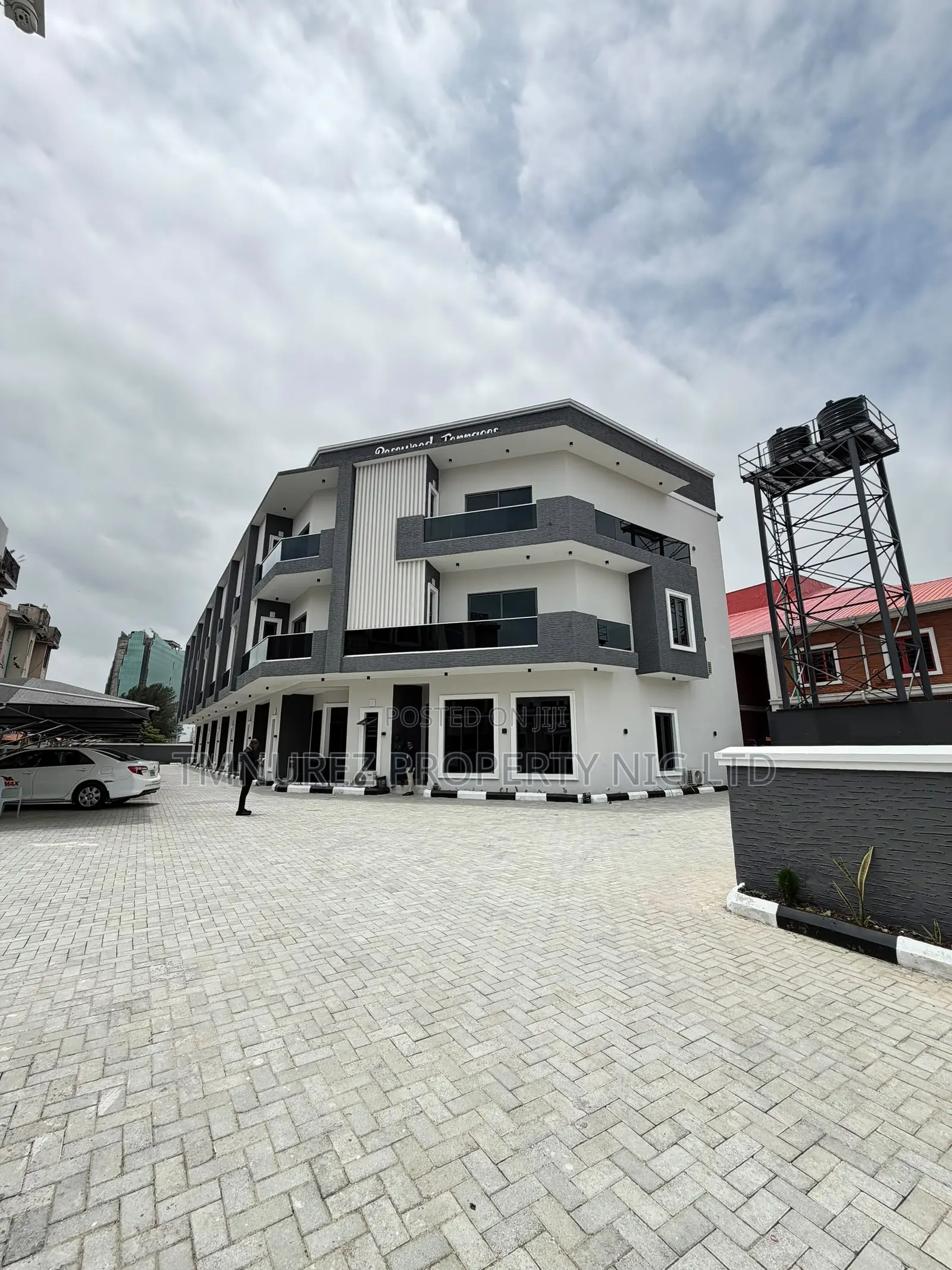 4bdrm Duplex in Victoria Island for sale in Victoria Island