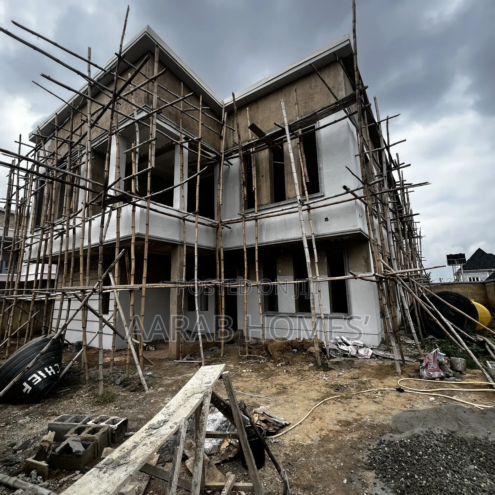 5bdrm Duplex in Gwarinpa for sale in Gwarinpa