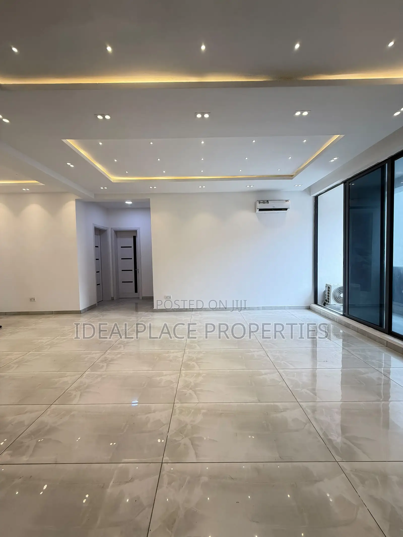 3bdrm Apartment in Lekki Phase 1 for sale in Lekki Phase 1