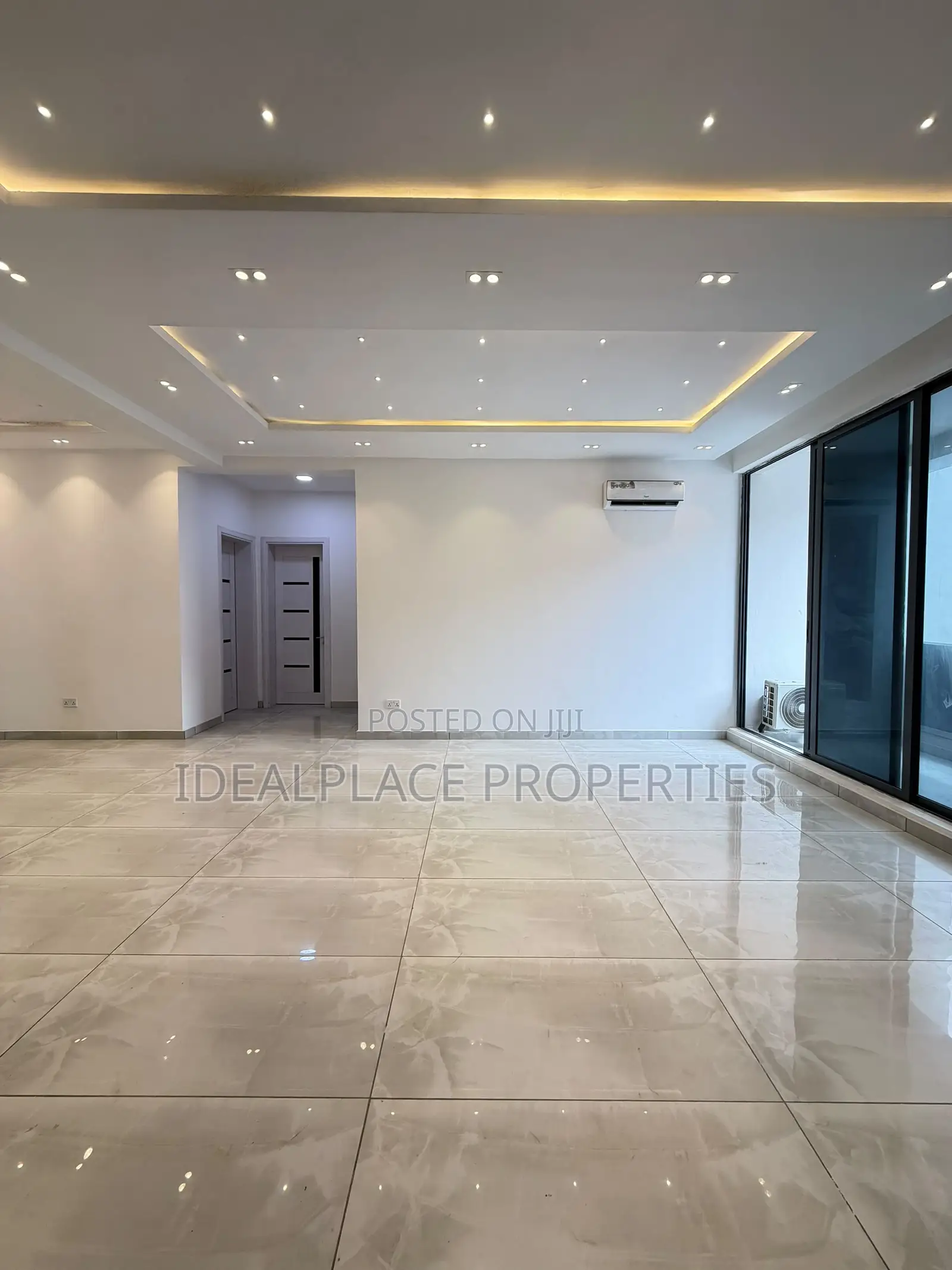 3bdrm Apartment in Lekki Phase 1 for sale in Lekki Phase 1