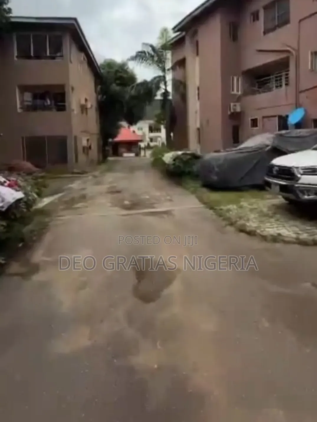 3bdrm Block of Flats in Mini Estate, Wuse 2 for sale in Wuse 2