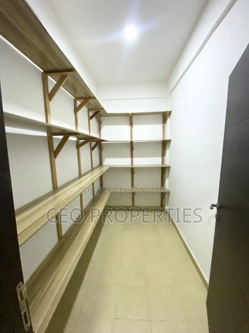 2bdrm Block of Flats in Lekki-Marwa for rent in Lekki Phase 1