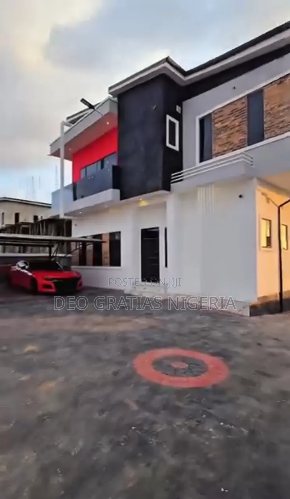 5bdrm Duplex in Estate, Wuye for sale in Wuye