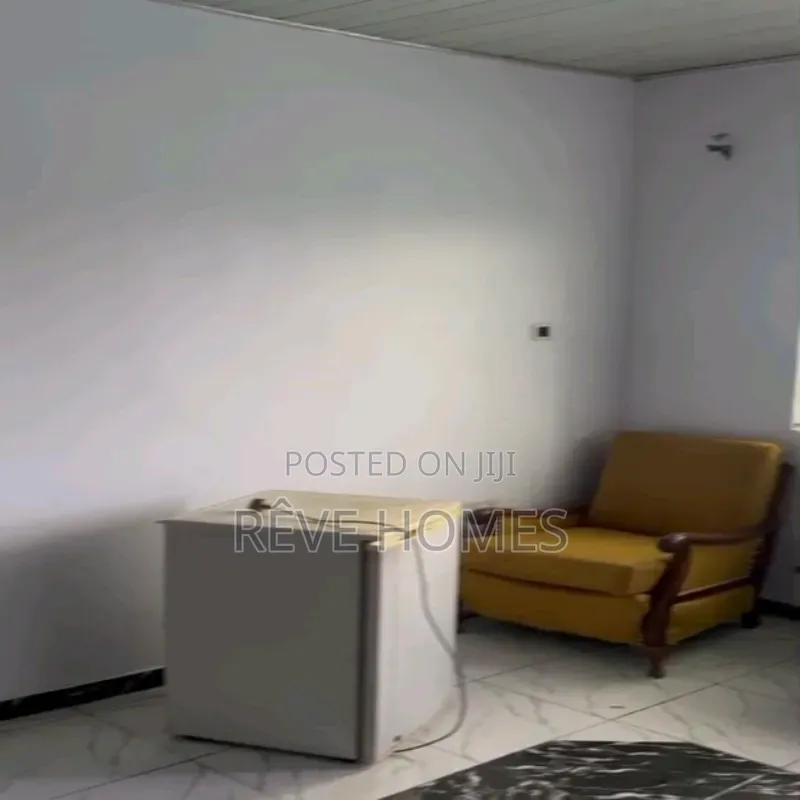 Mini Flat in Mende for rent in Mende