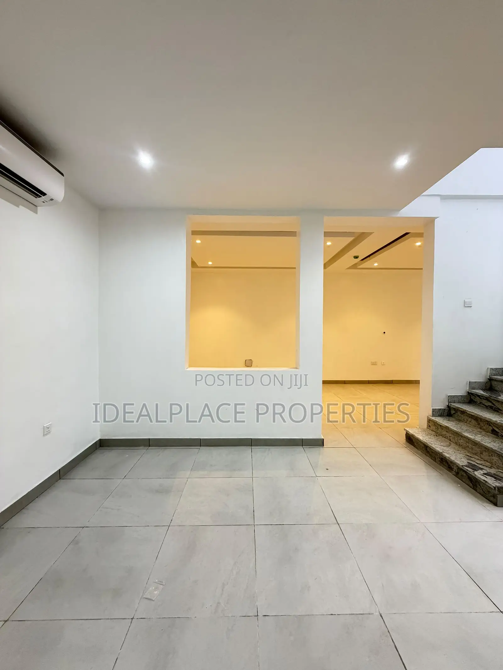 4bdrm Townhouse / Terrace in Osapa london for rent in Osapa london