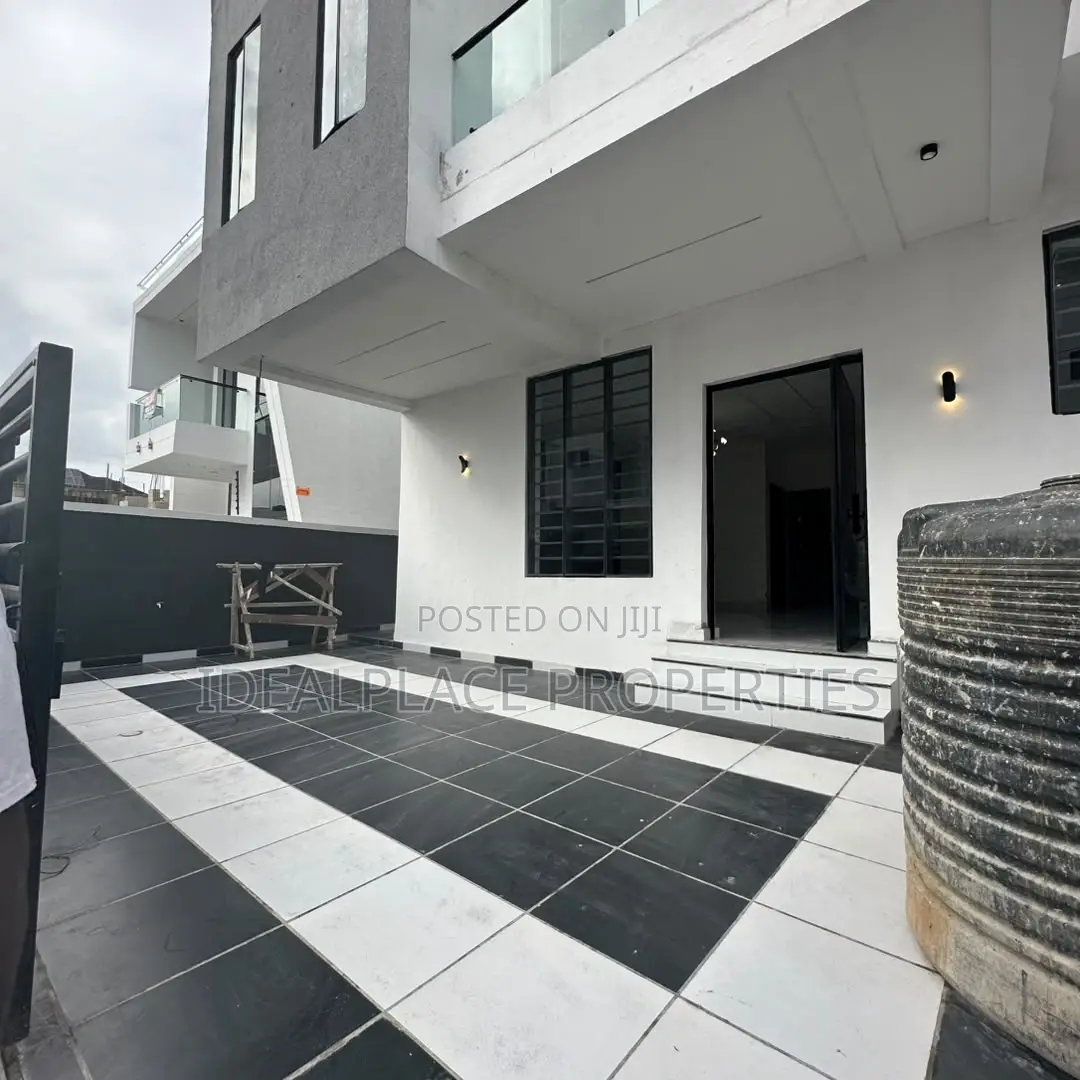 4bdrm Duplex in Ajah for sale in Ajah