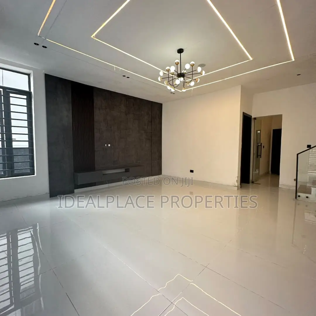 4bdrm Duplex in Ajah for sale in Ajah