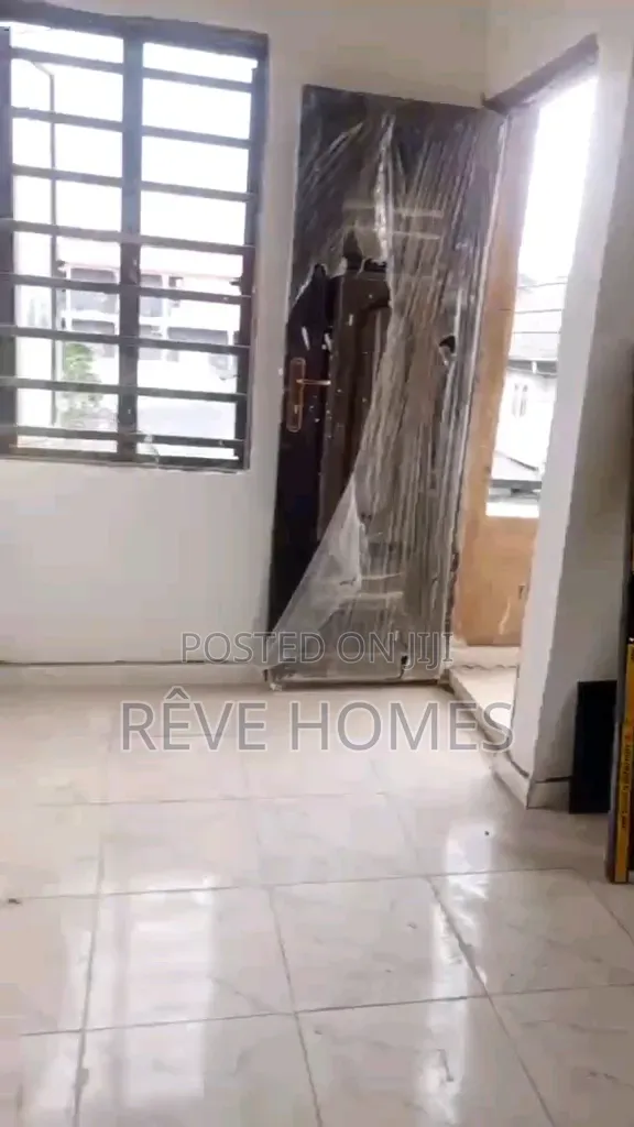 2bdrm Block of Flats in Shomolu / Shomolu for rent in Shomolu / Shomolu