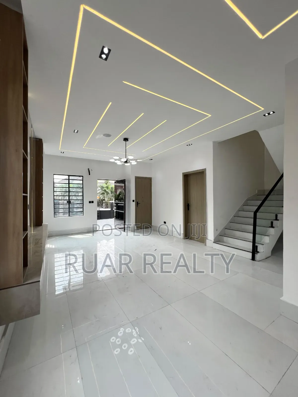 4bdrm Duplex in Sangotedo for sale in Sangotedo