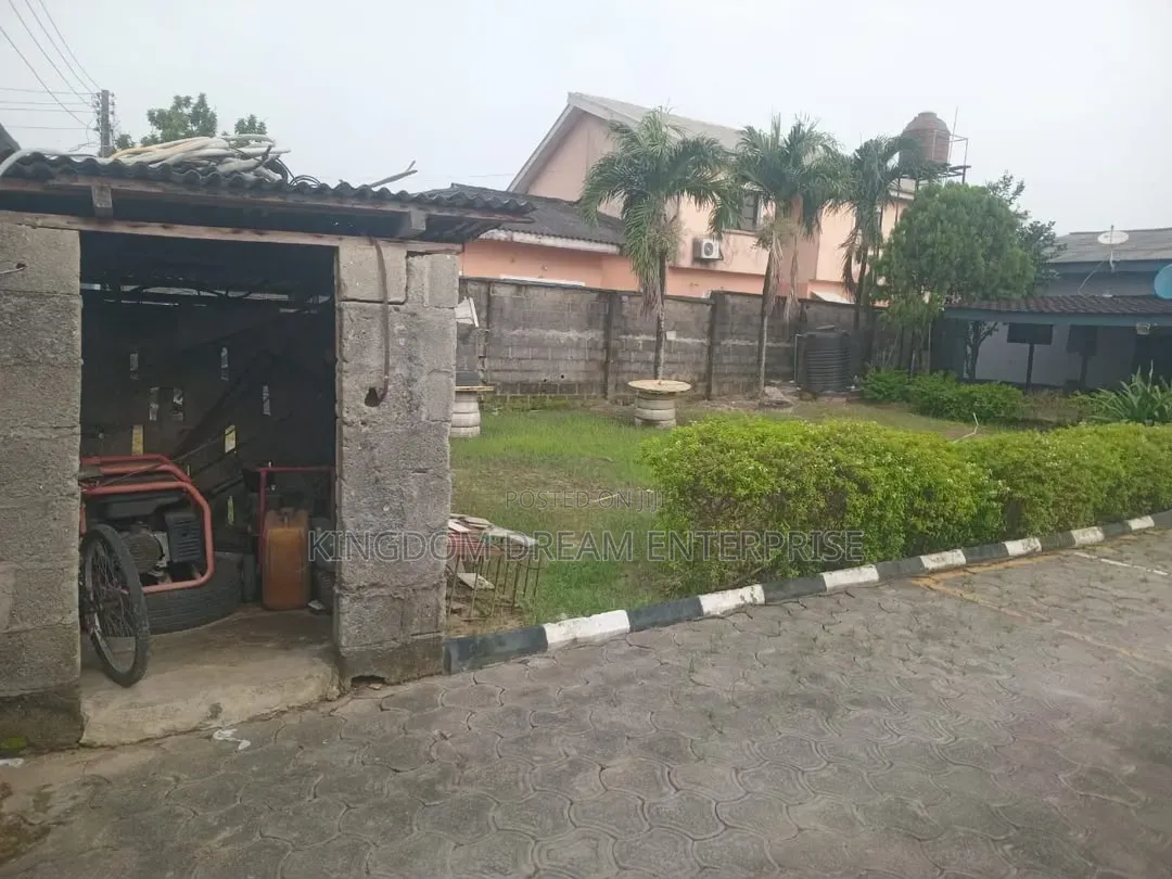 3bdrm Bungalow in Graceland Estate for sale in Oke Ira / Ajah