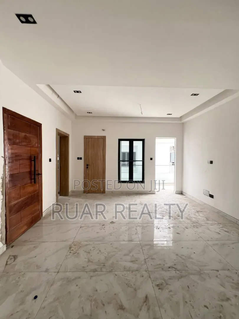Furnished 2bdrm Apartment in Ikate-Elegushi for sale in Ikate-Elegushi