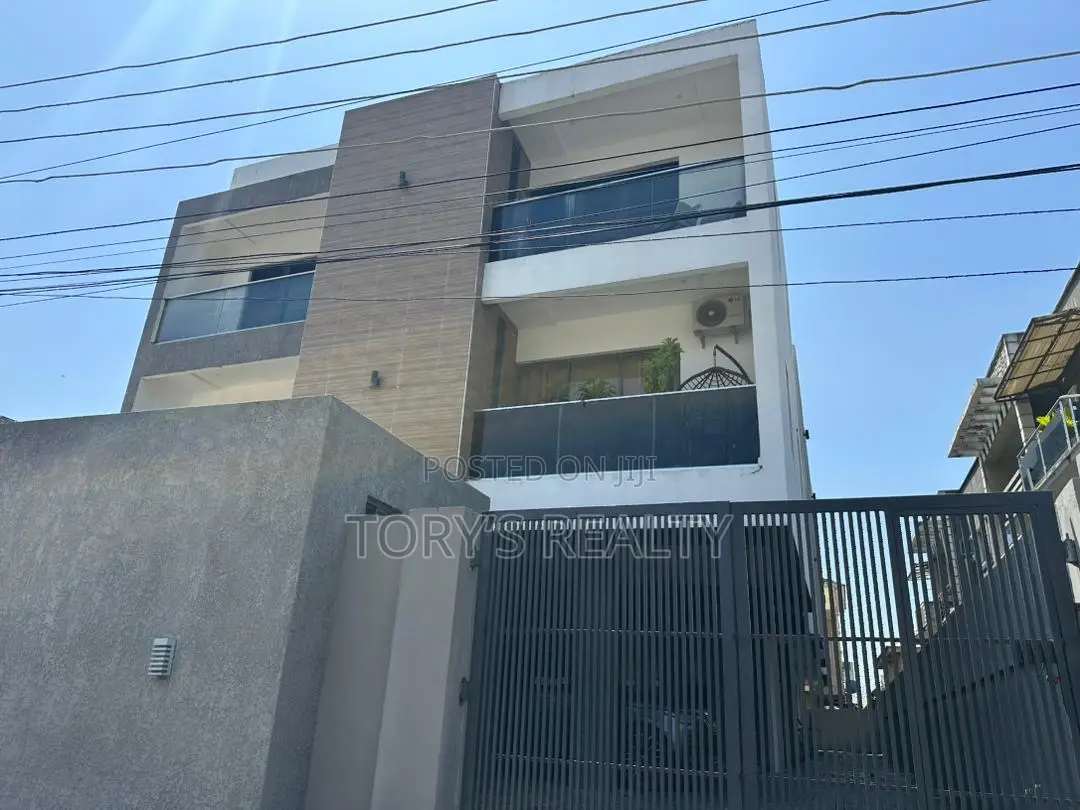 2bdrm Apartment in Lekki Phase 1 for rent in Lekki Phase 1