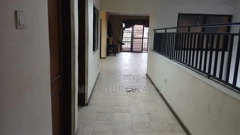 5bdrm Duplex in Lekki Phase 1 for rent in Lekki Phase 1