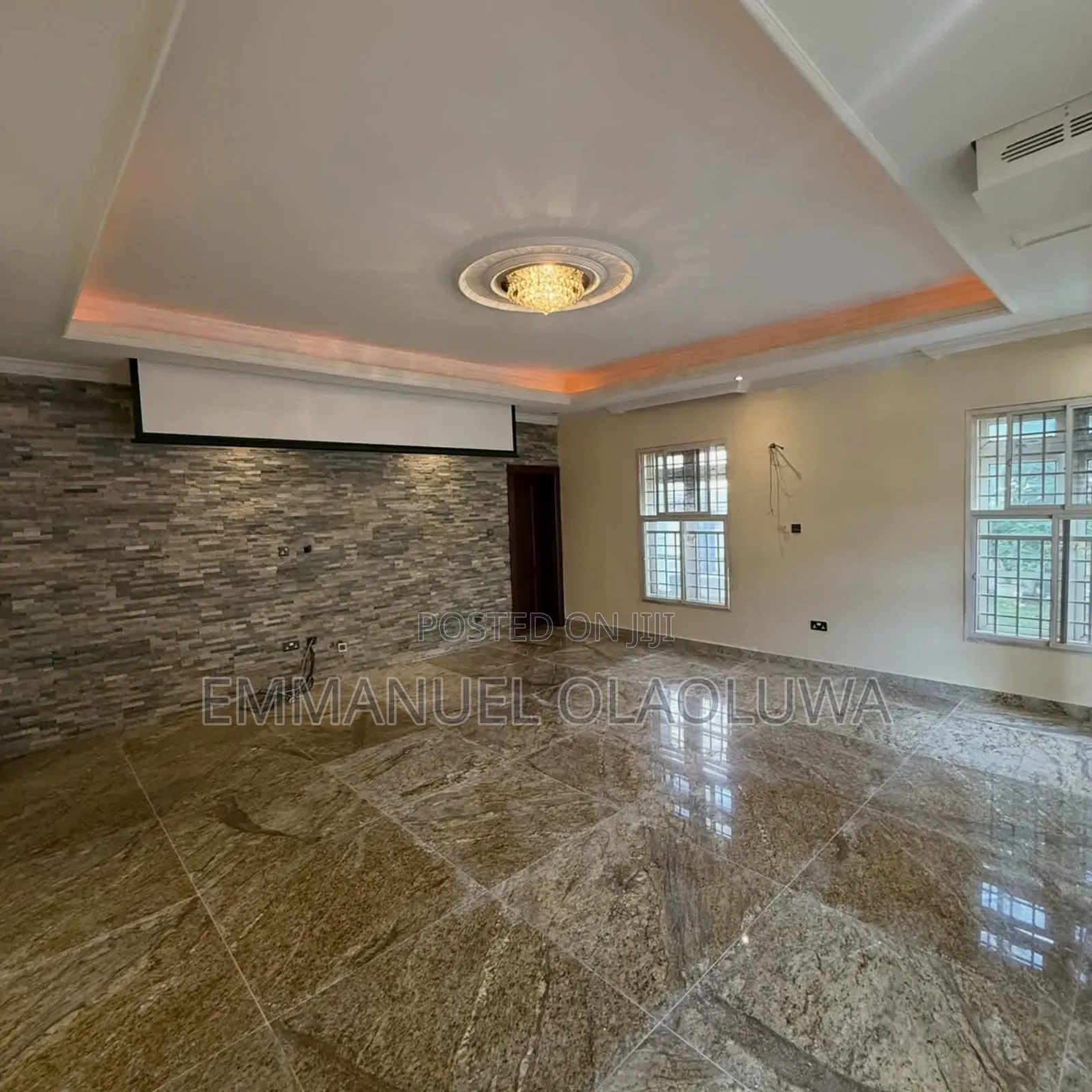 5bdrm Duplex in Apo District for sale in Apo District