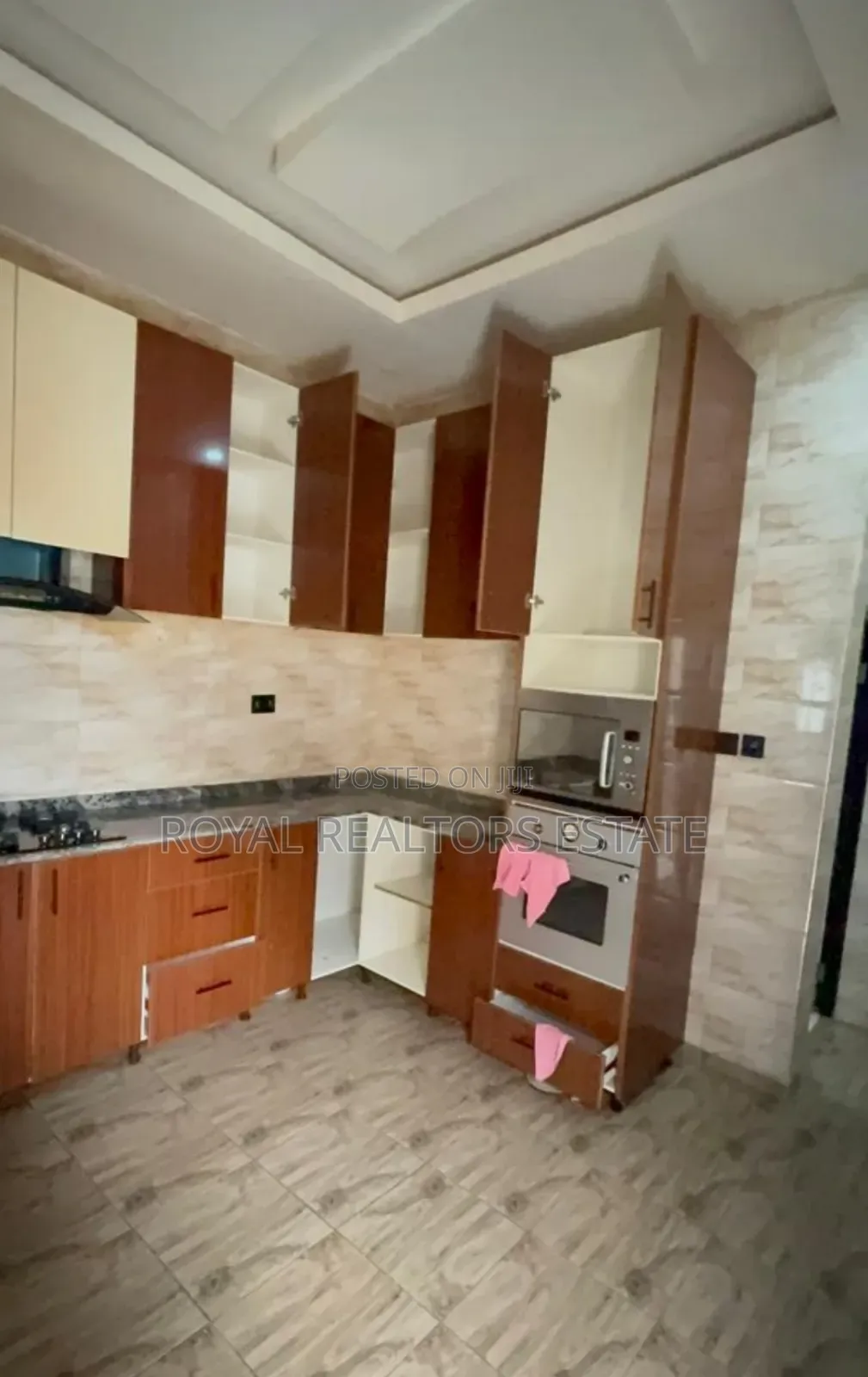 3bdrm Bungalow in Efab Queens Estate, Bunkoro for rent in Bunkoro