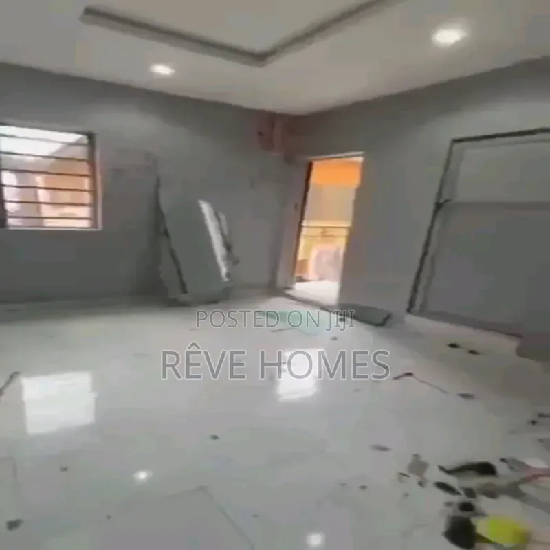 Studio Apartment in Soluyi for rent in Soluyi
