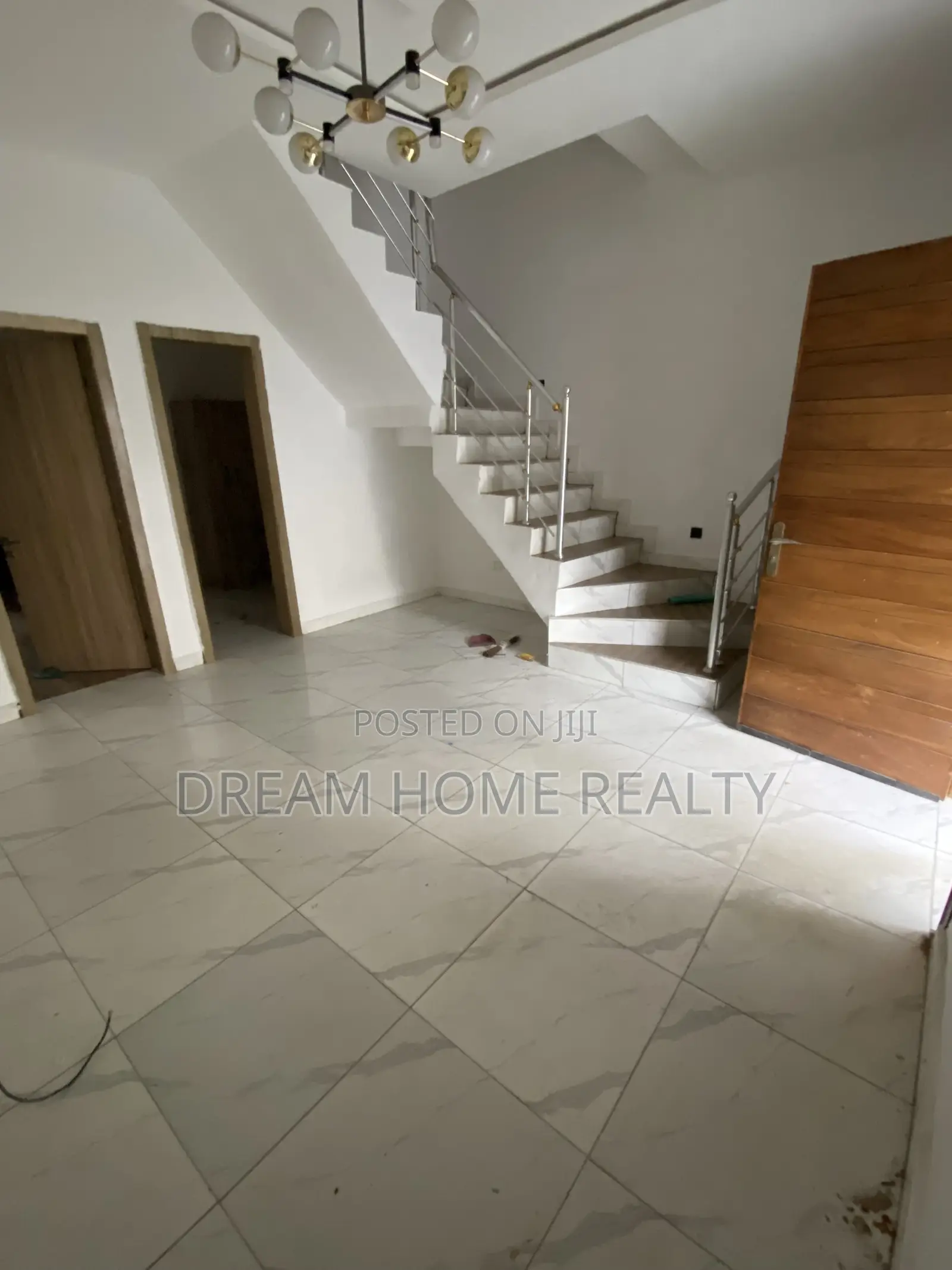 3bdrm Duplex in Ikota for rent in Ikota