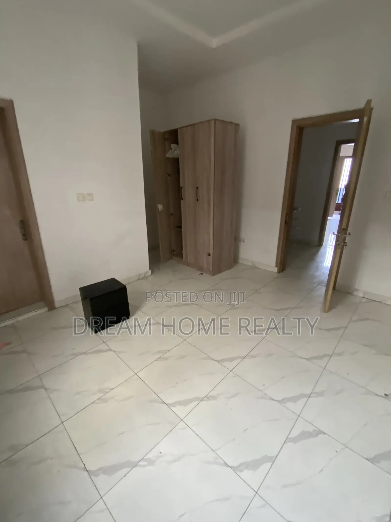 3bdrm Duplex in Ikota for rent in Ikota