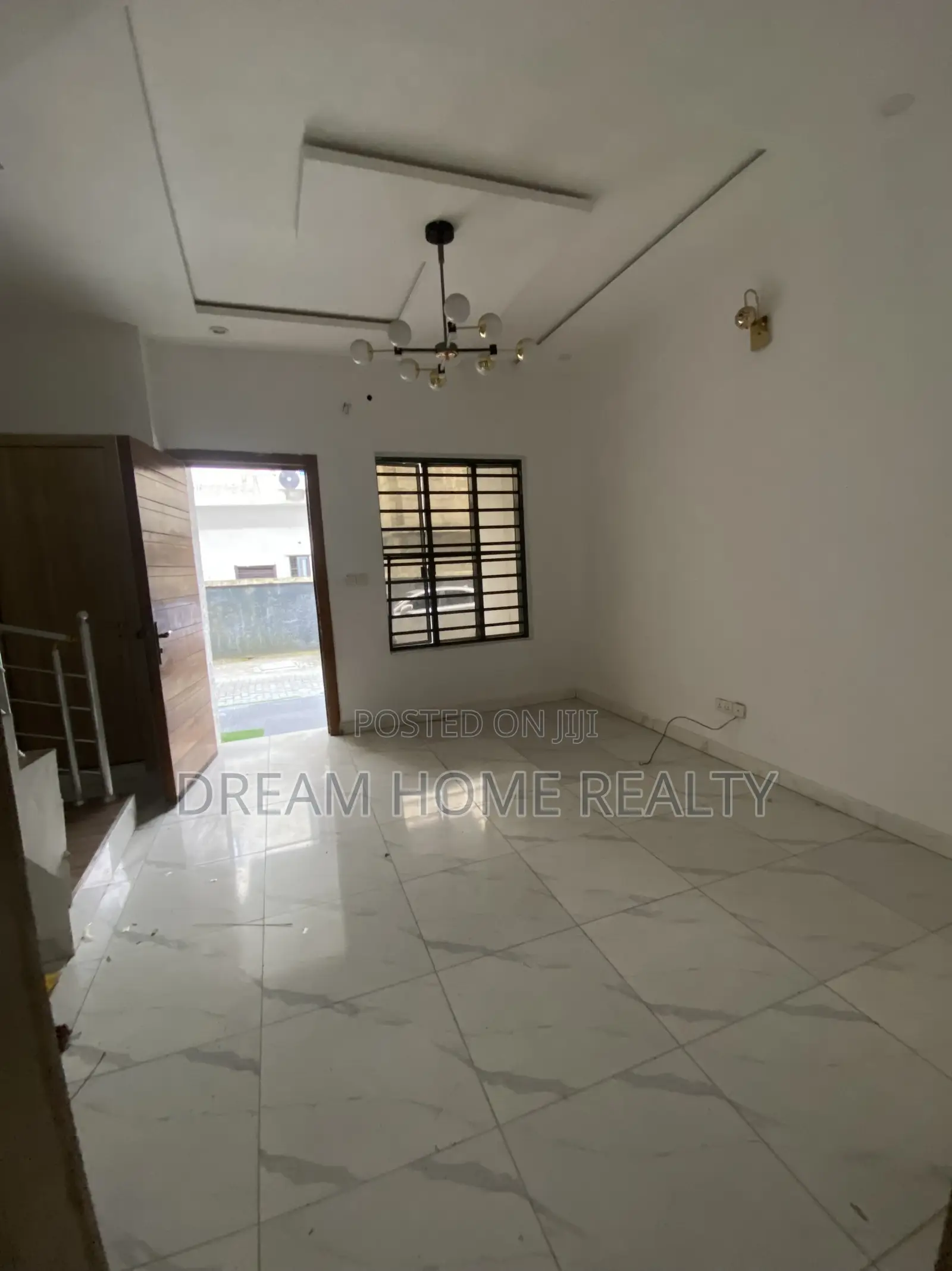 3bdrm Duplex in Ikota for rent in Ikota