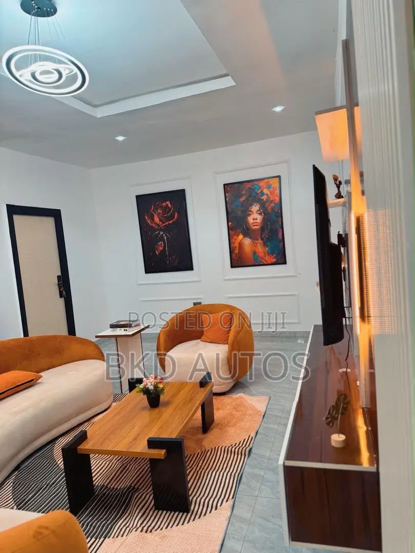 2 Bedroom Apartment in Surulere