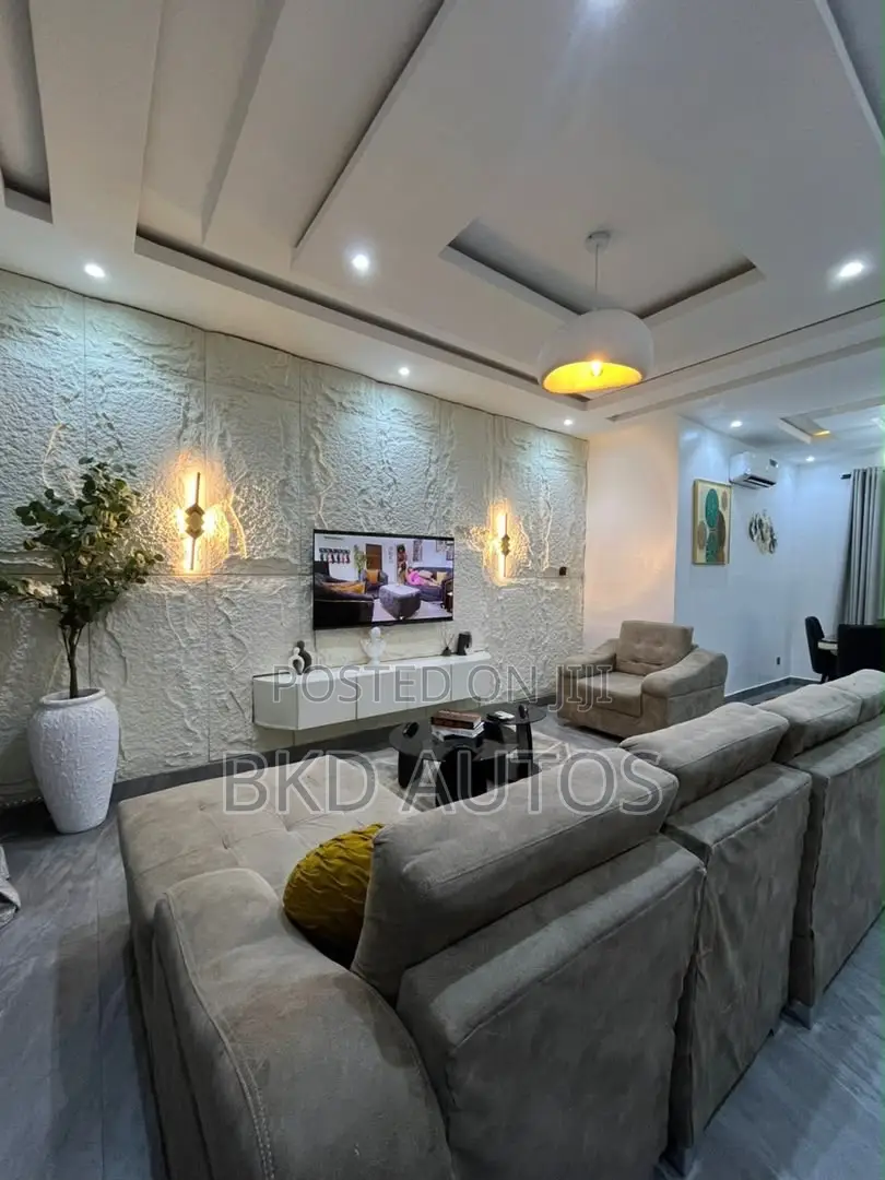 3 Bedroom Apartment With Pool, Gym and Snooker in Ikeja GRA