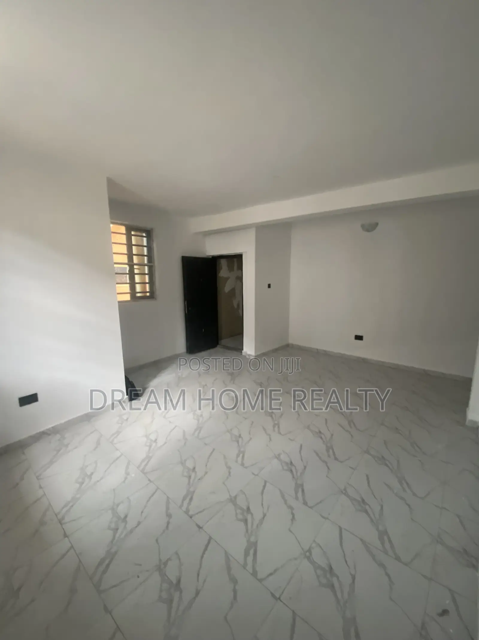 2bdrm Apartment in Lekki Phase 2 for rent in Lekki Phase 2