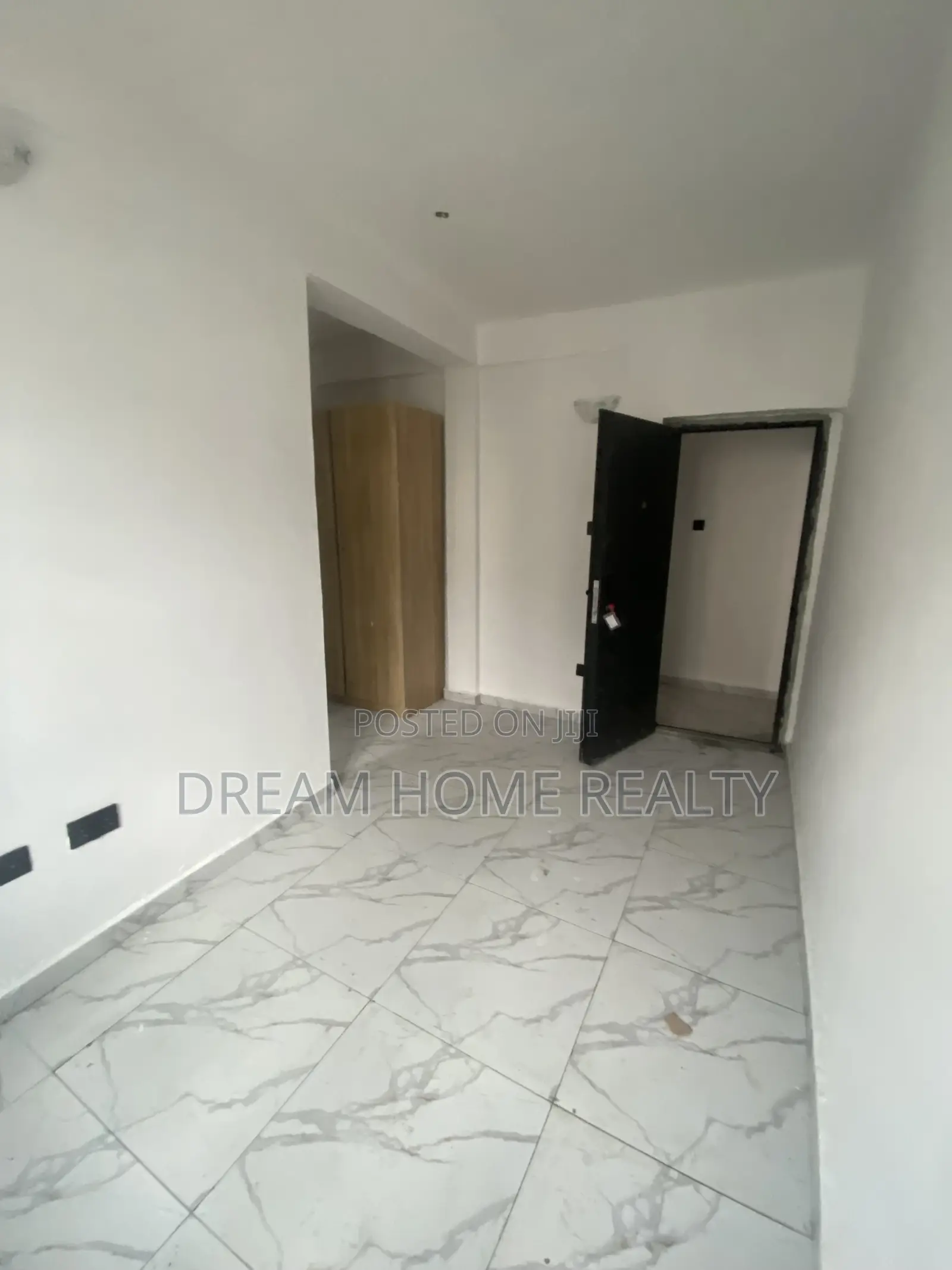 2bdrm Apartment in Lekki Phase 2 for rent in Lekki Phase 2