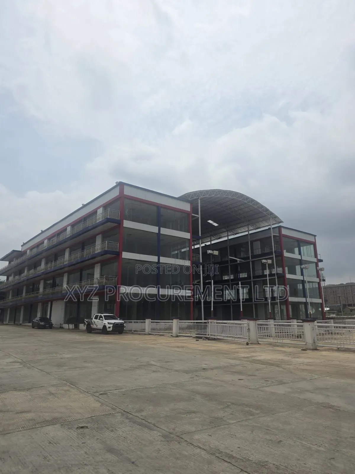Massive Building for Sale on a Busy Major Road in Jabi. in Jabi