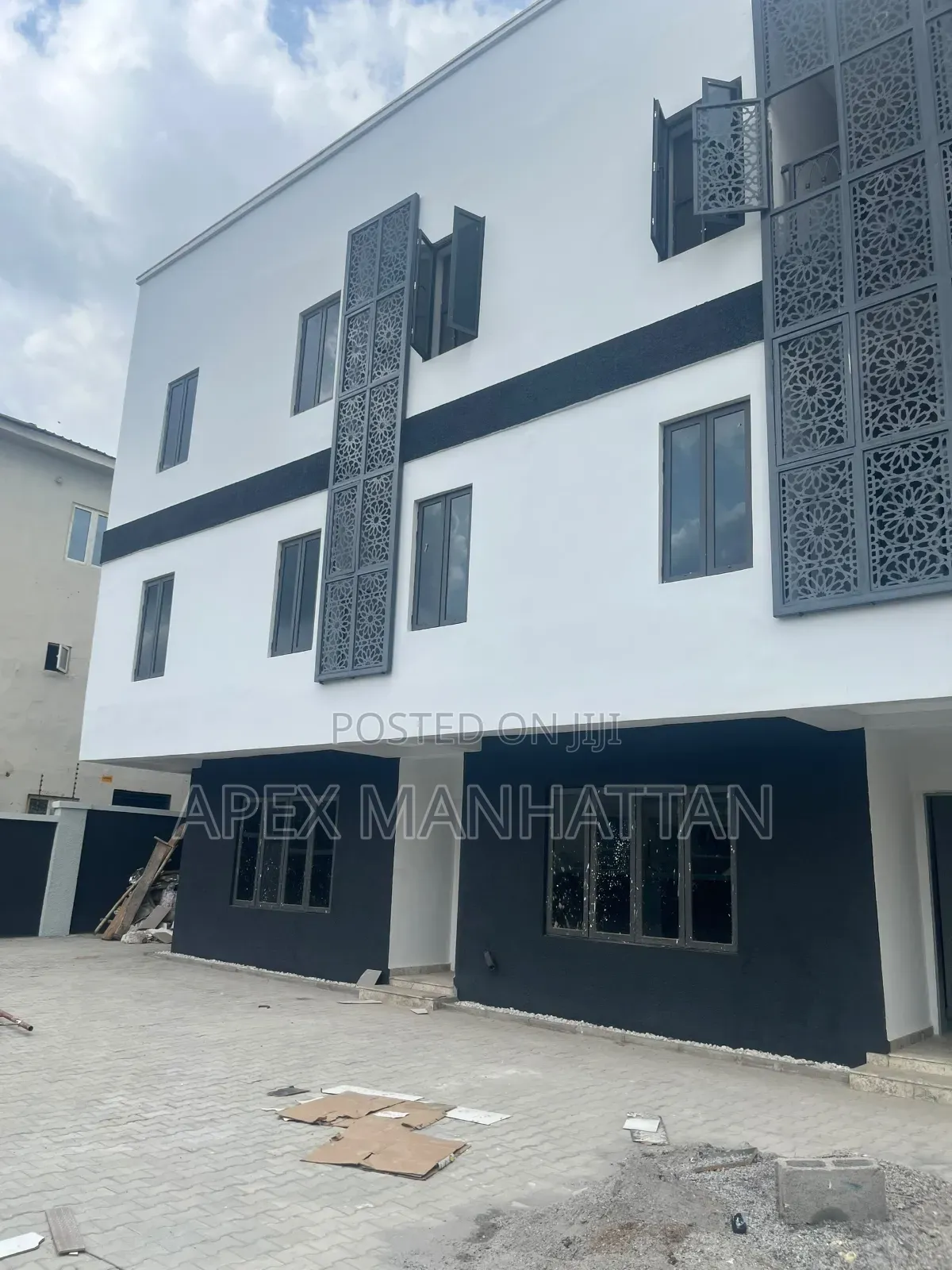 4bdrm Duplex in Jaihi Gilmore, Jahi for sale in Jahi