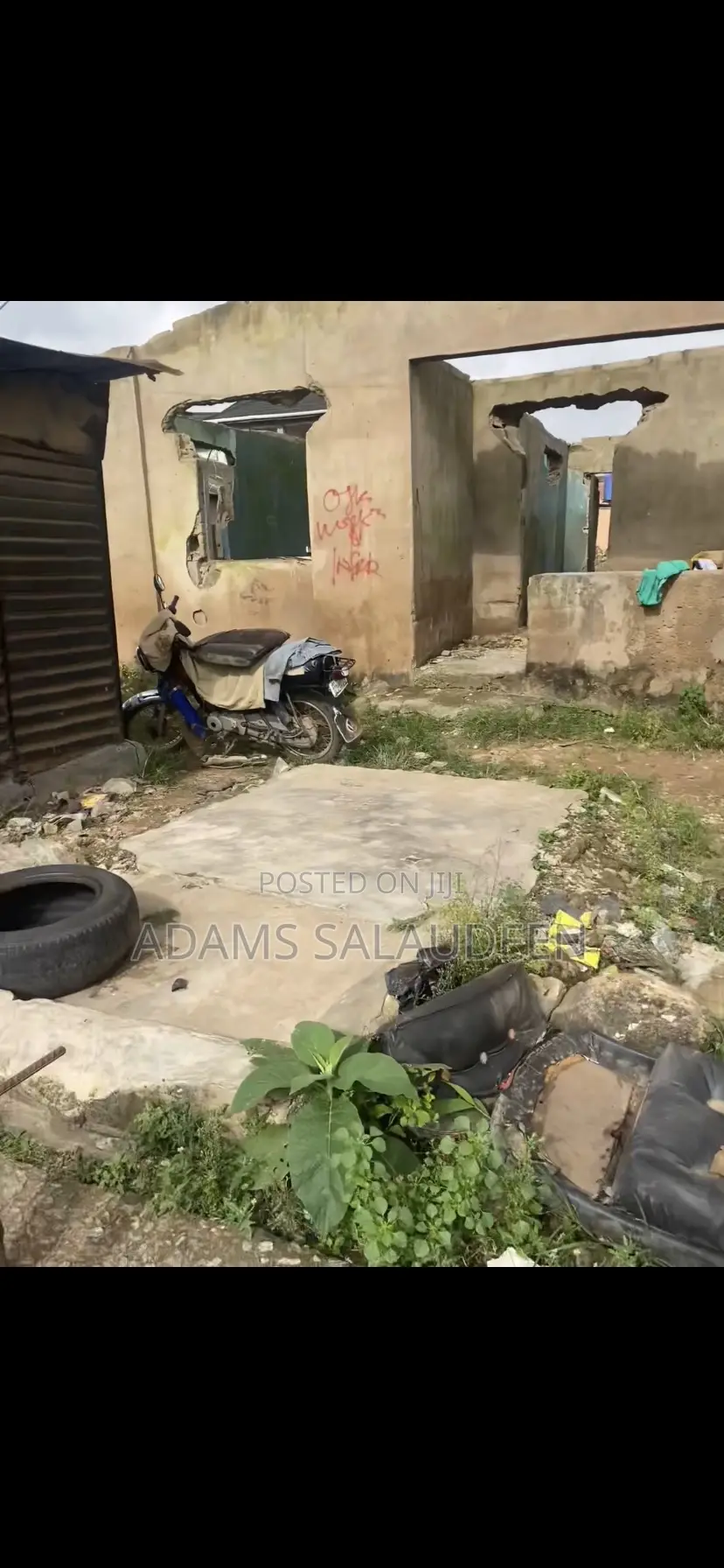 30 by 150ft* (420sqm) Land at Community Road Jankara Ijaiye for Sale* in Alakuko