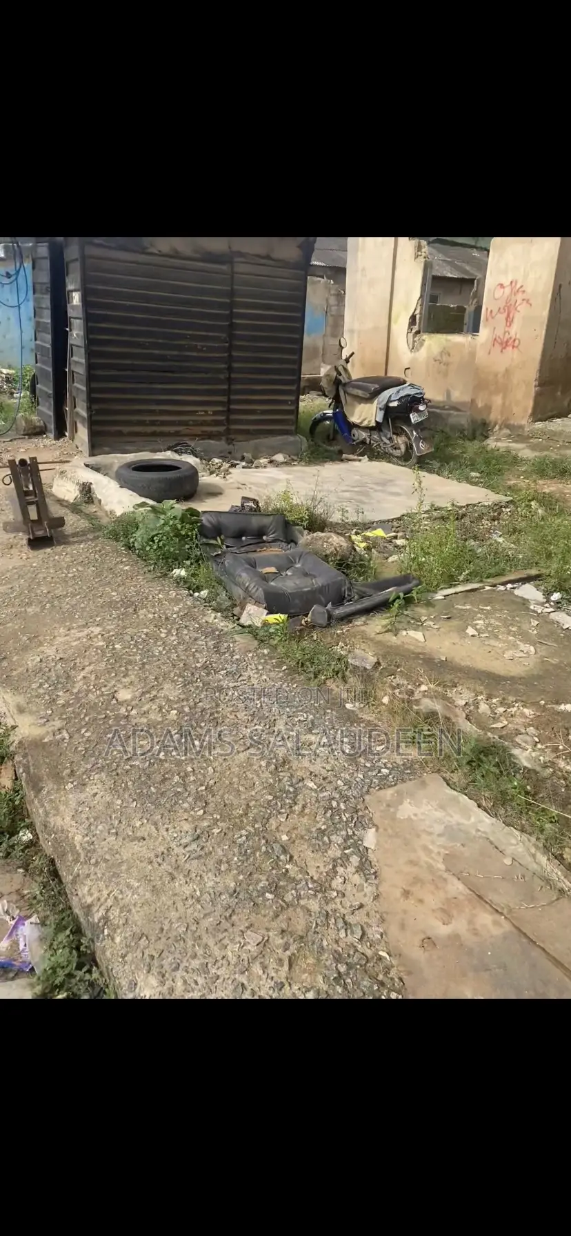 30 by 150ft* (420sqm) Land at Community Road Jankara Ijaiye for Sale* in Alakuko