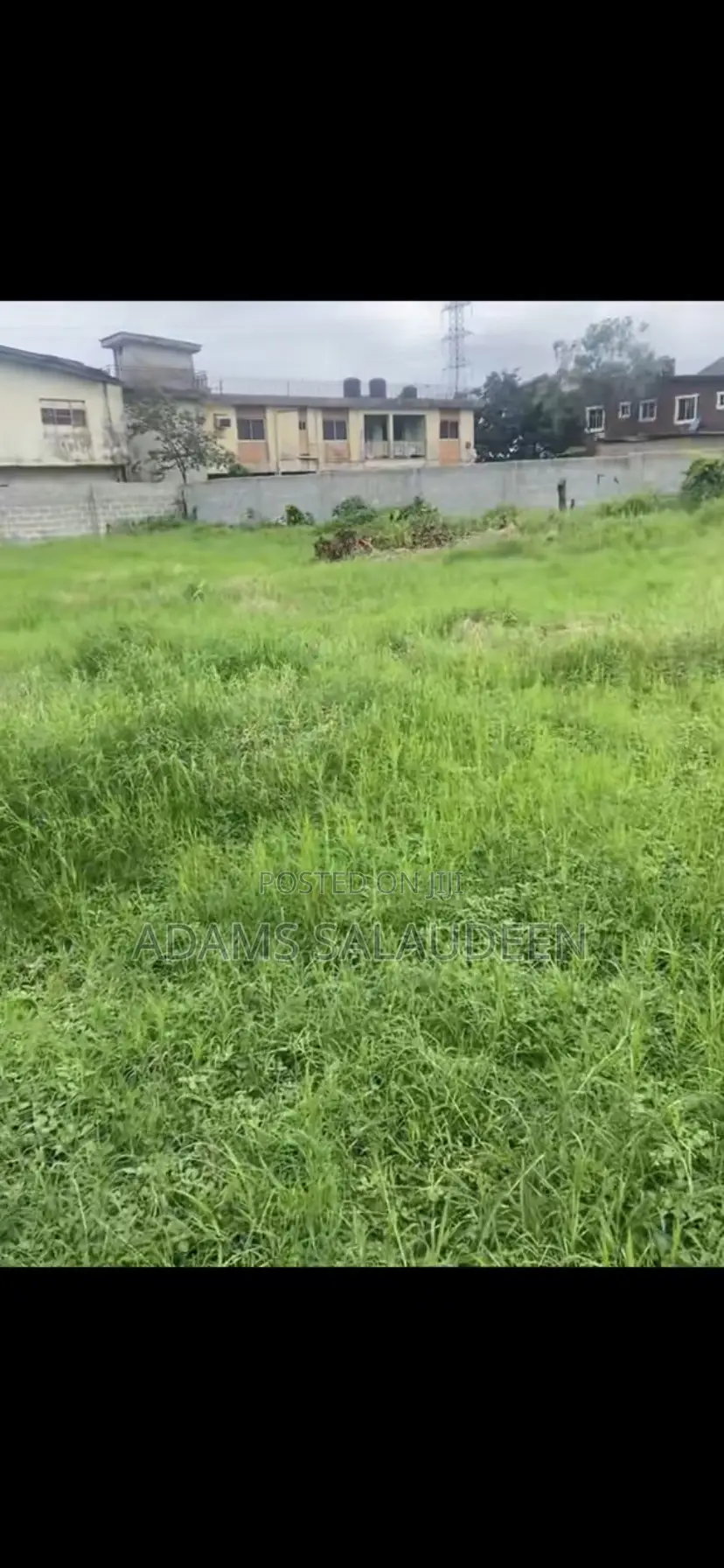 *A Land Measuring 1 and Half Plot at Jankara Clem Road in Alakuko