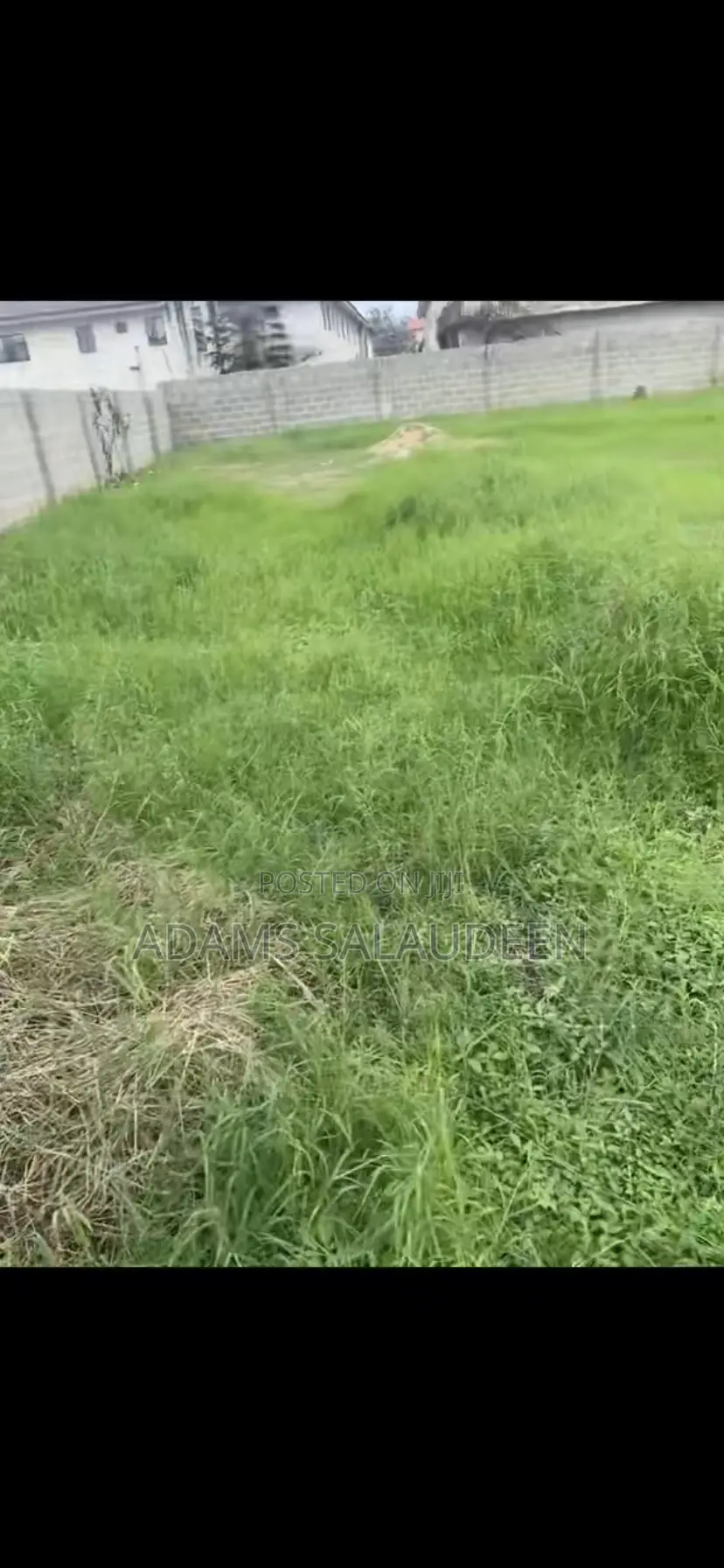 *A Land Measuring 1 and Half Plot at Jankara Clem Road in Alakuko