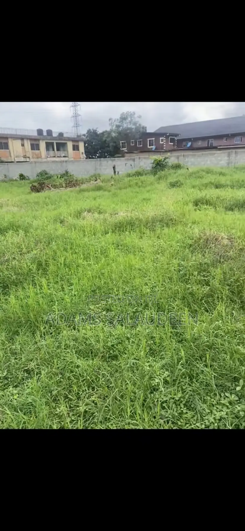 *A Land Measuring 1 and Half Plot at Jankara Clem Road in Alakuko