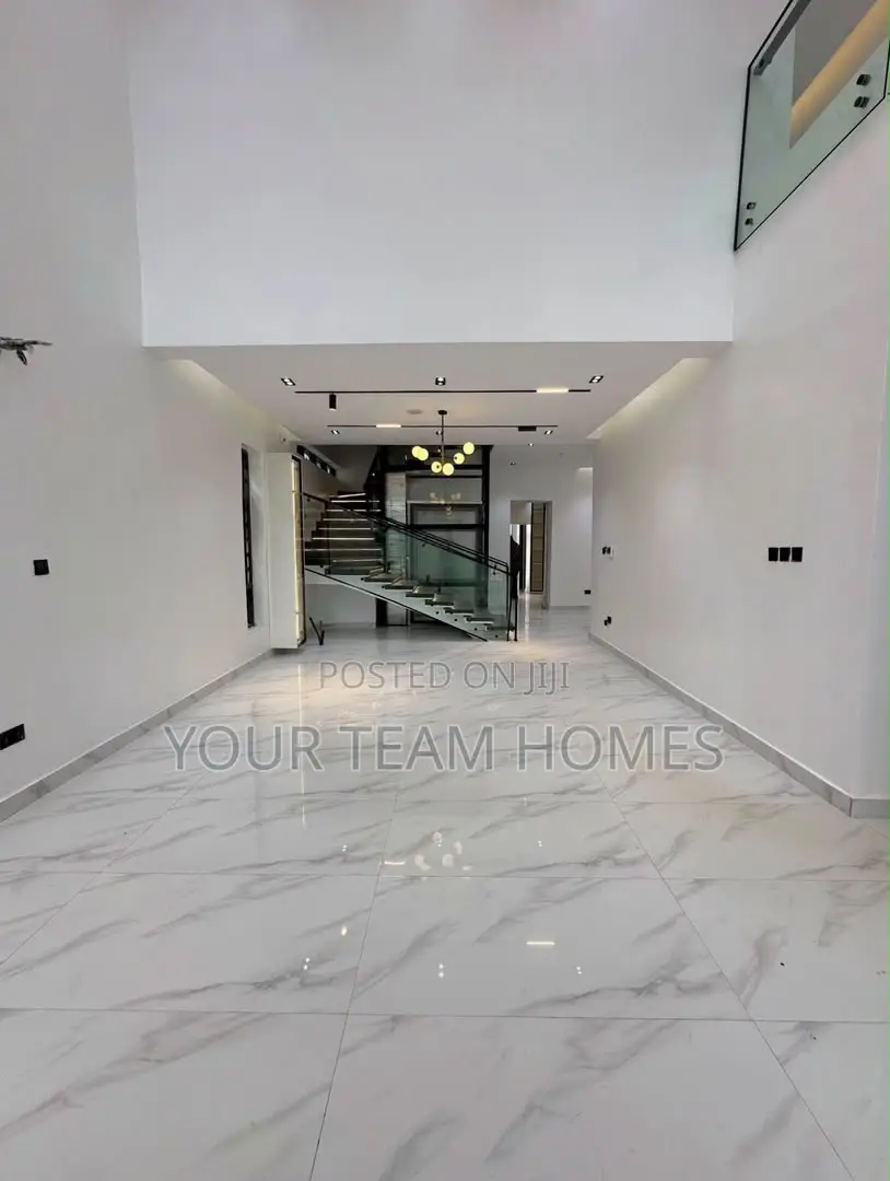 6bdrm Duplex in Apo for sale in Apo Resettlement