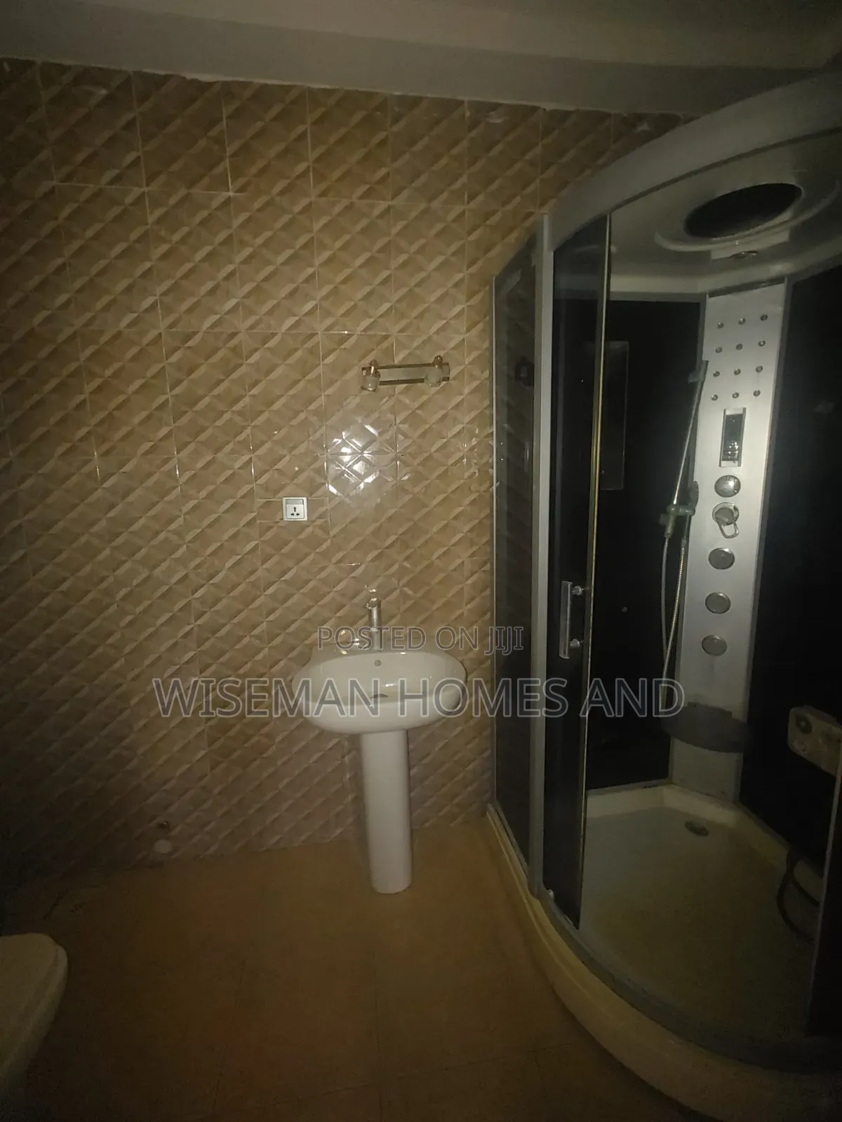 3bdrm Apartment in Blenco Axis for rent in Sangotedo